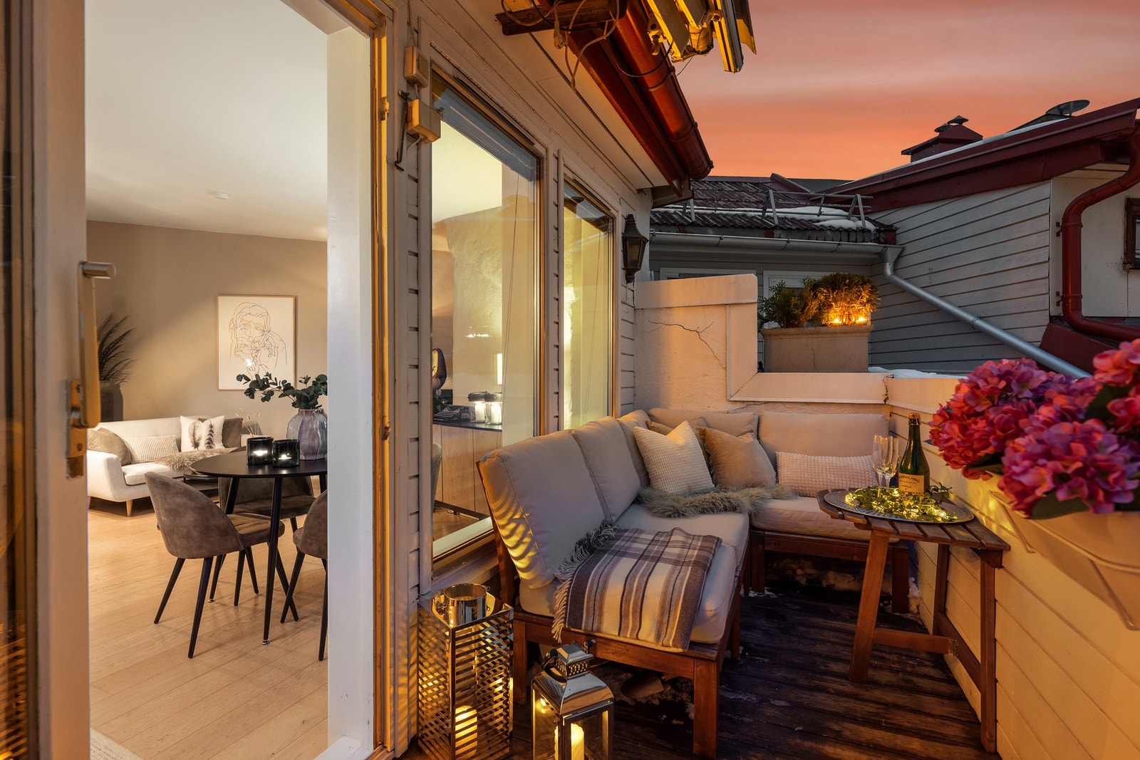 Plass til sittegruppe og grill. Galleribilde