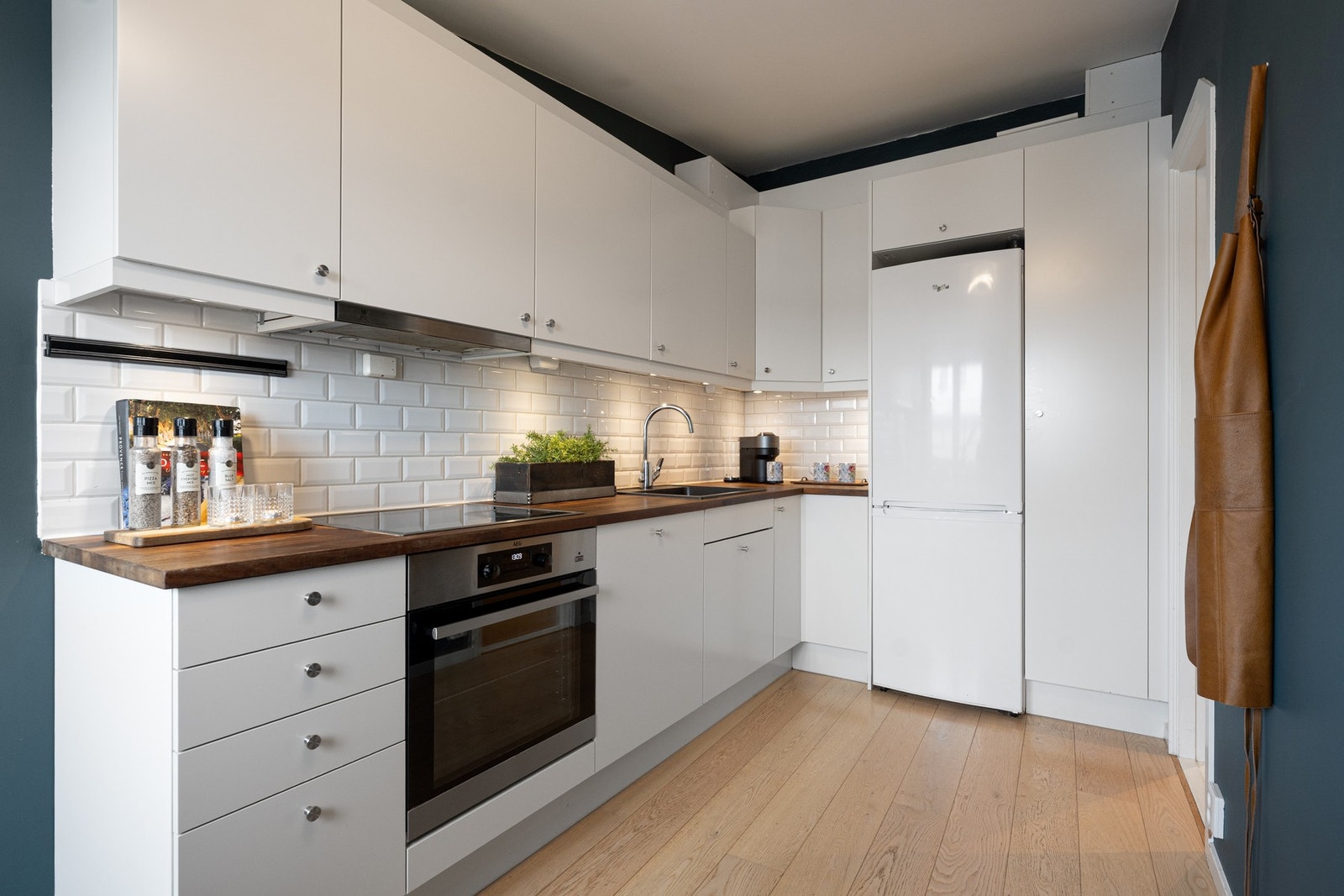 Innredning fra HTH. Galleribilde