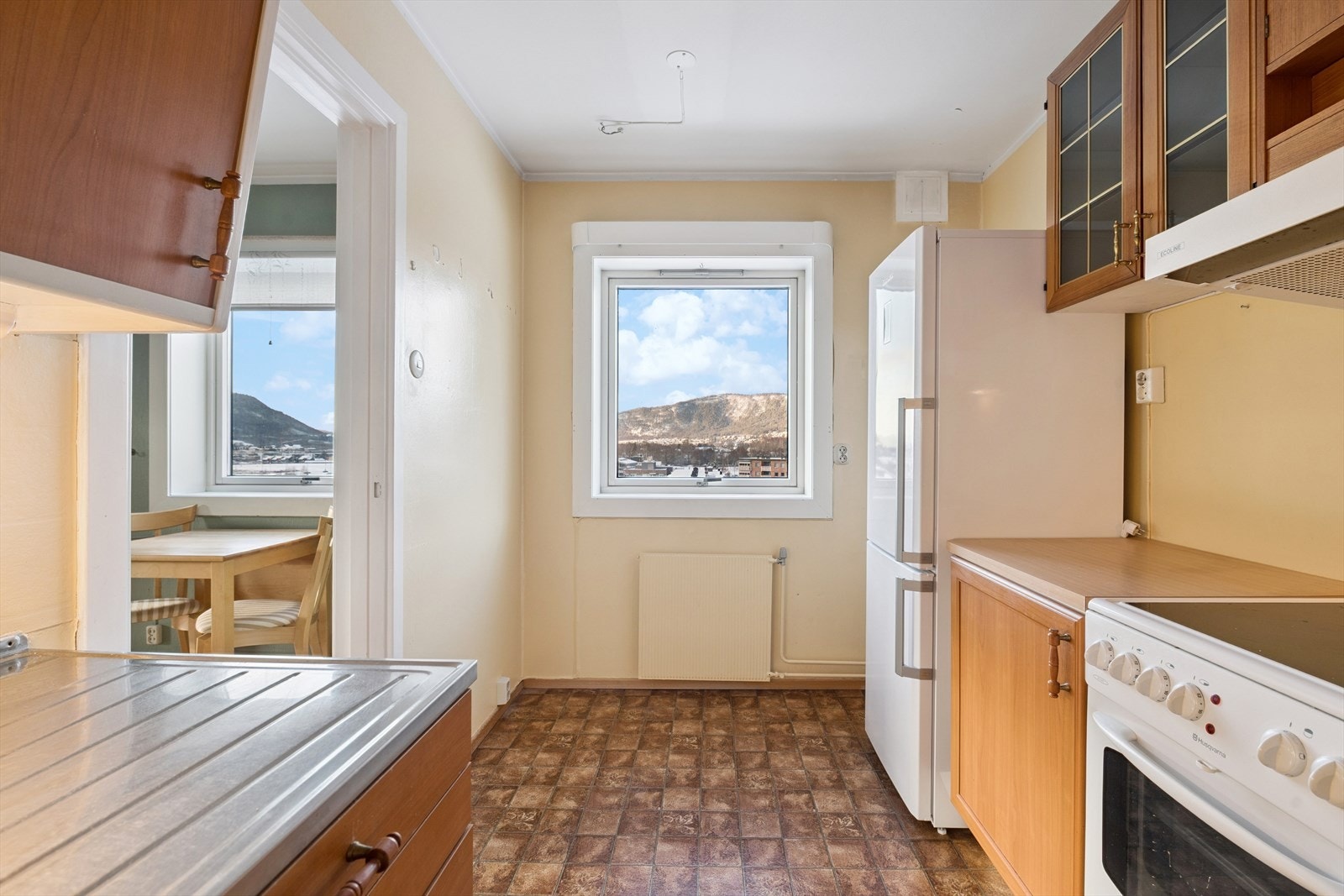 Kjøkken har spiseplass Galleribilde