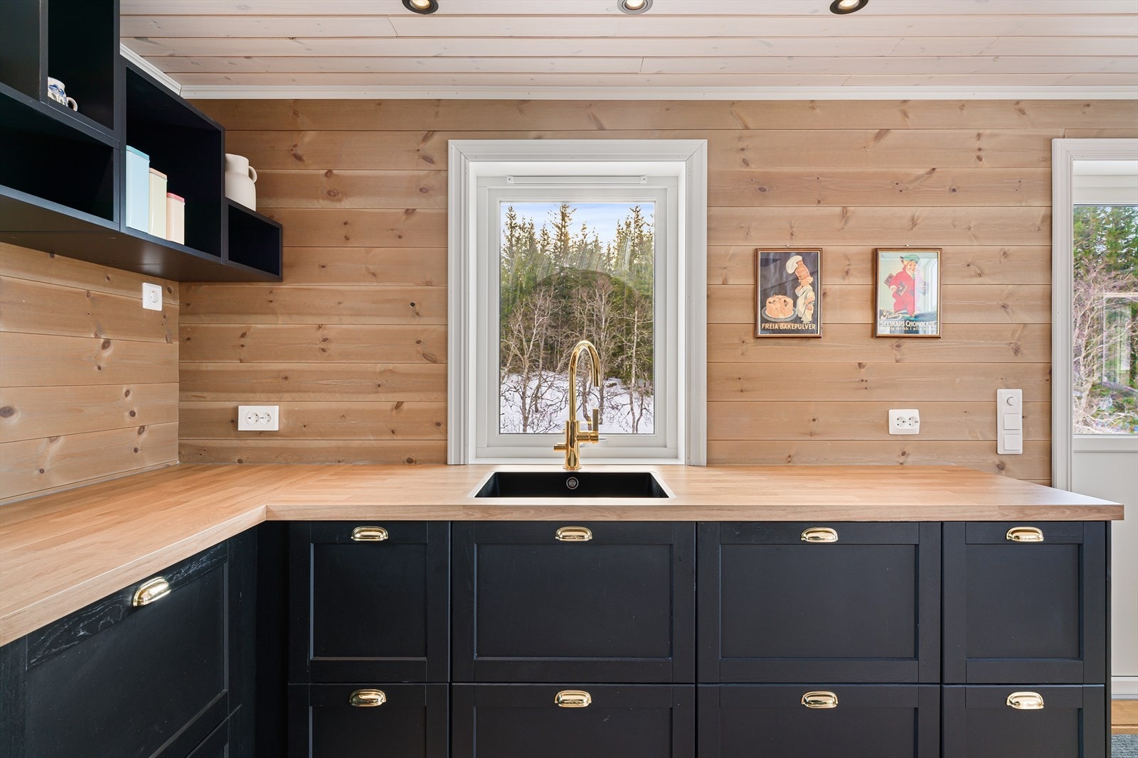 Spotter i tak Galleribilde