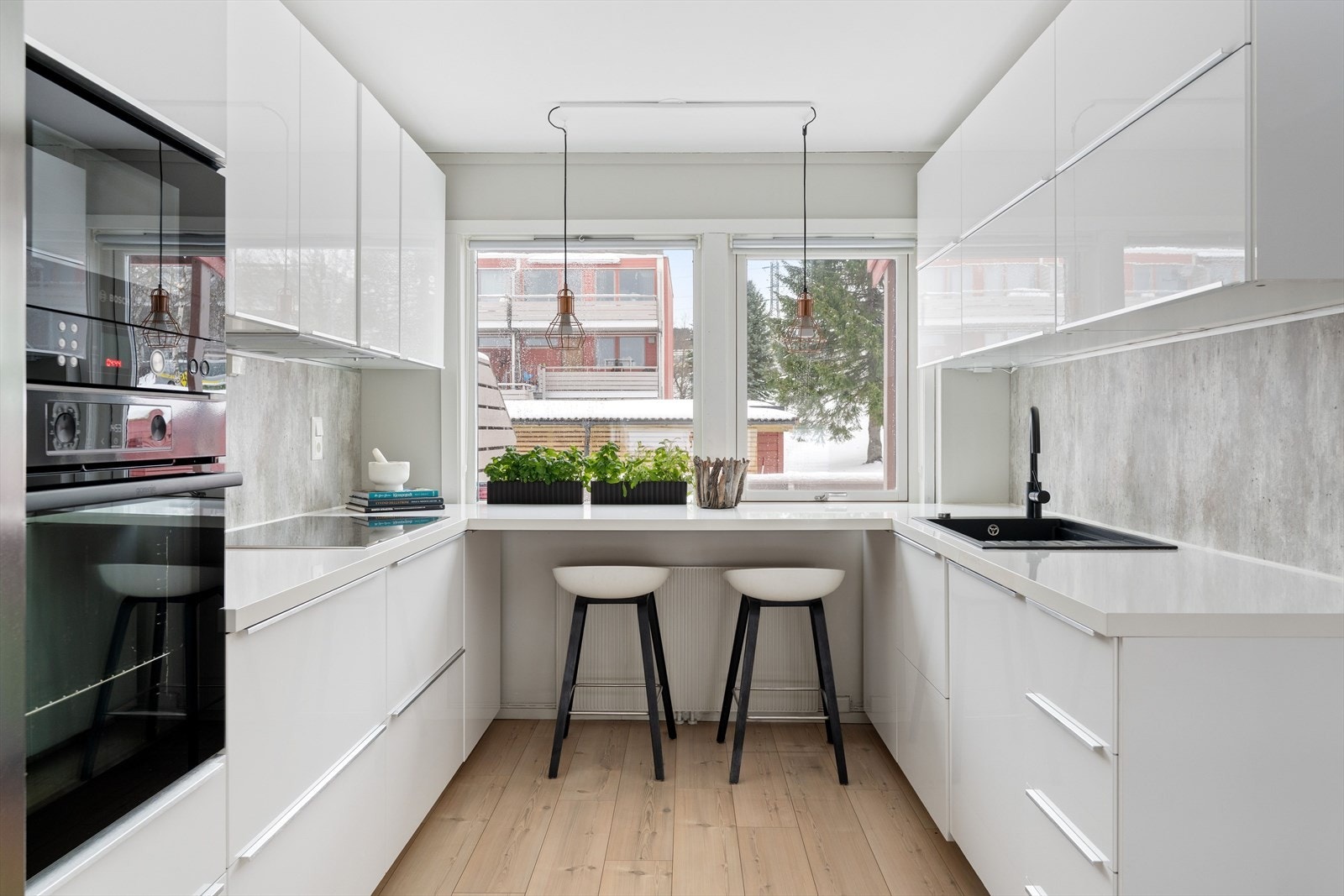 Den integrerte barløsningen med sitteplass til to er ideell for rolige morgener eller en rask frokost i hverdagen. Galleribilde