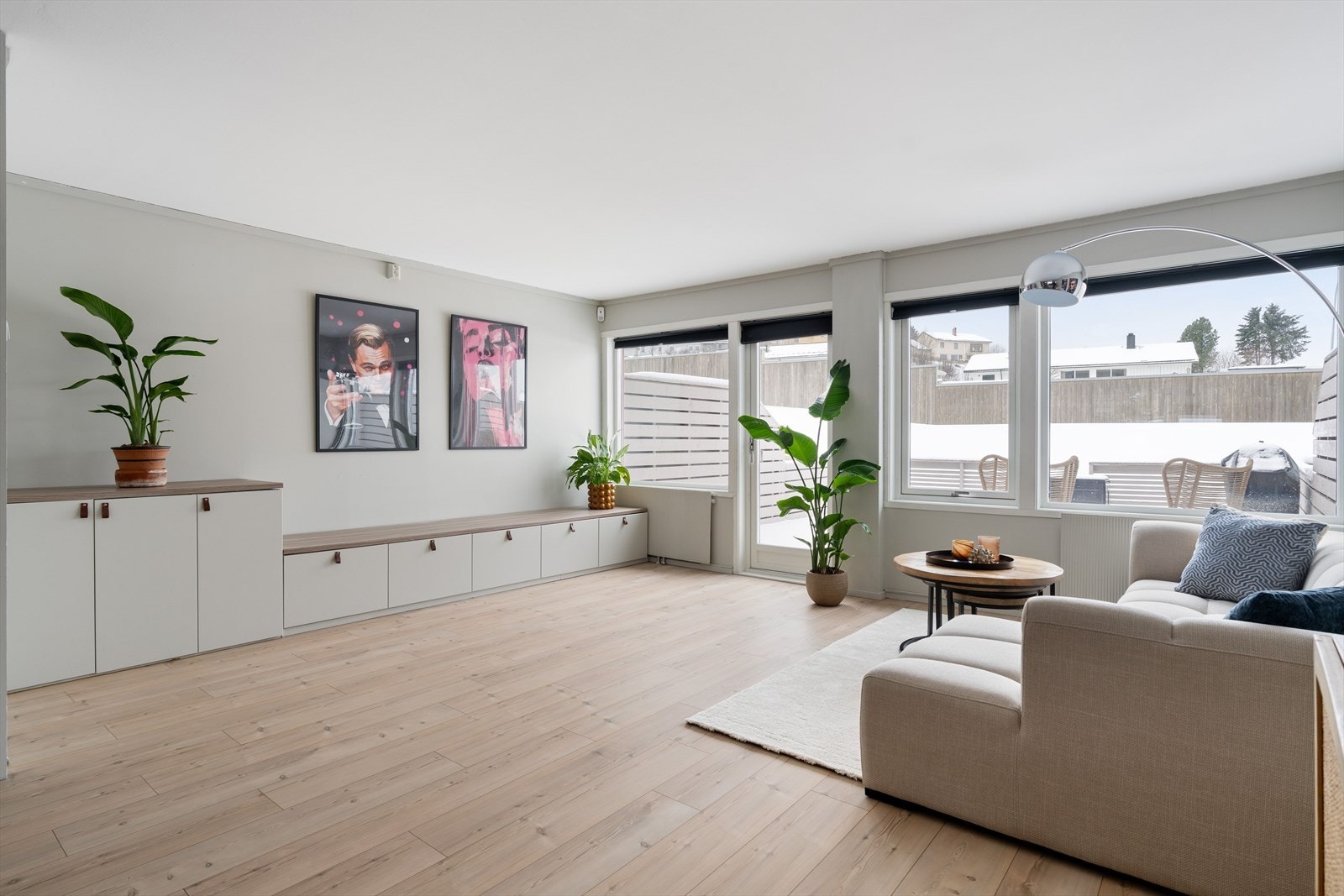 Oppvarming via radiatorer sørger for jevn og behagelig temperatur gjennom hele året. Galleribilde