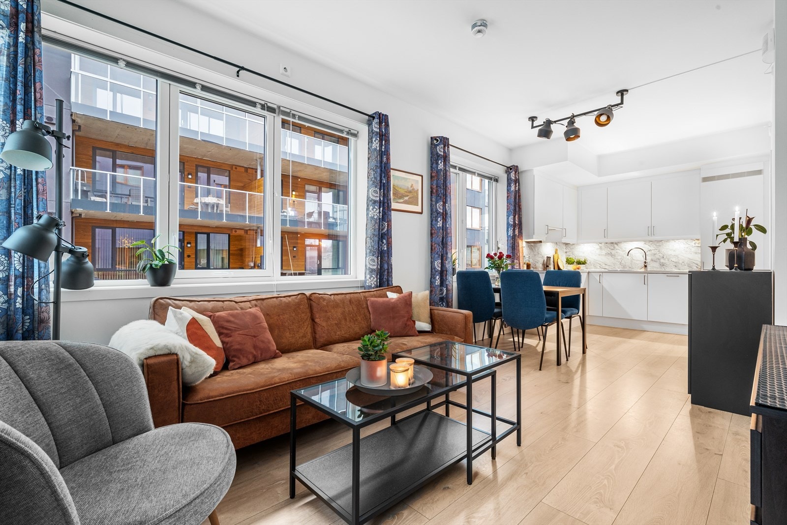 Velkommen til Melhustunet 26 - En moderne 2-roms selveierleilighet i 1. etasje!
Foto: Interiørfoto v/Haukdal. Galleribilde