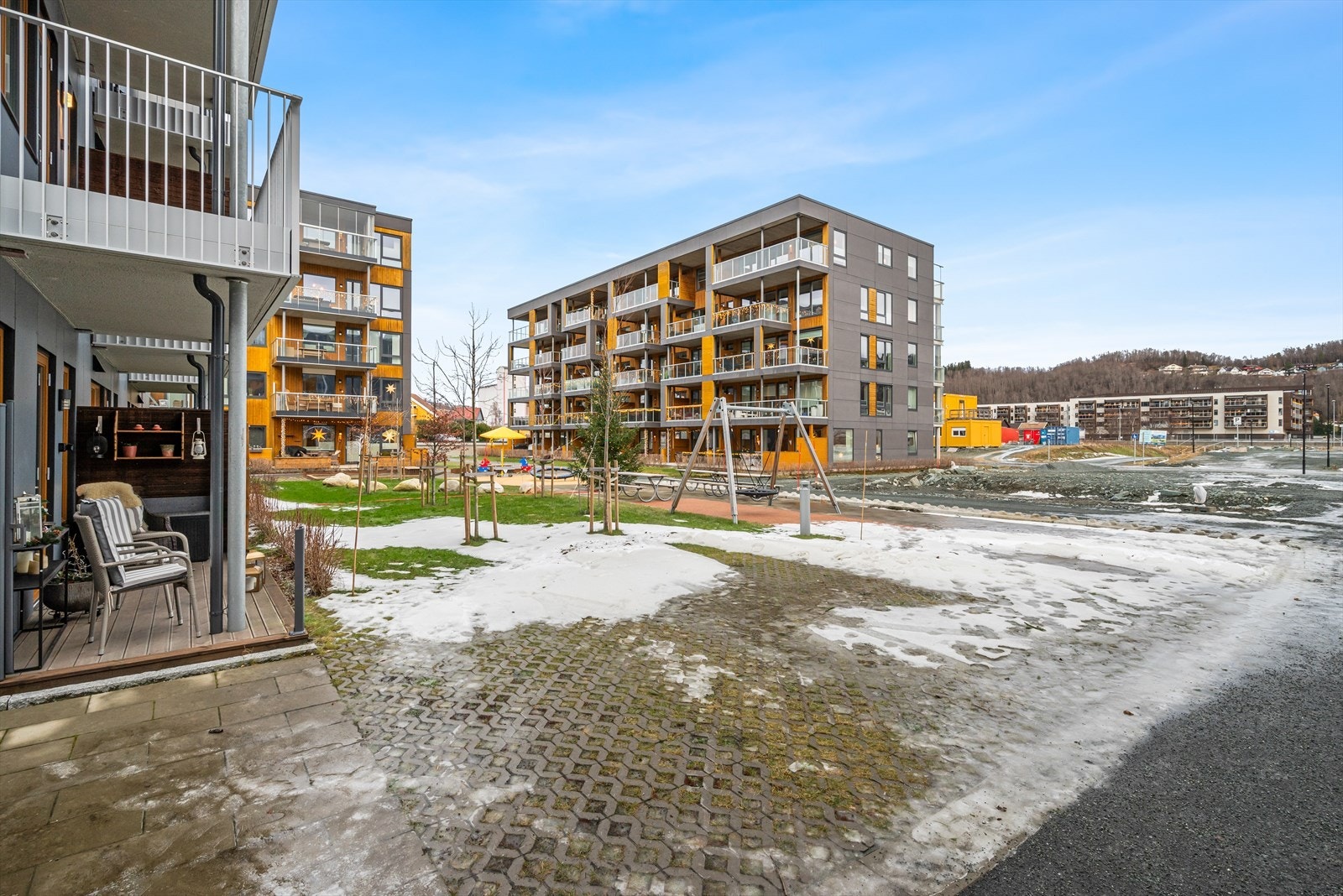 For de turglade har Melhus et bredt utvalg i flotte områder med oppgåtte turstier, samt oppkjørte skiløyper om vinteren. Her kan turstier langsved Gaula og i Vassfjellet nevnes. Galleribilde