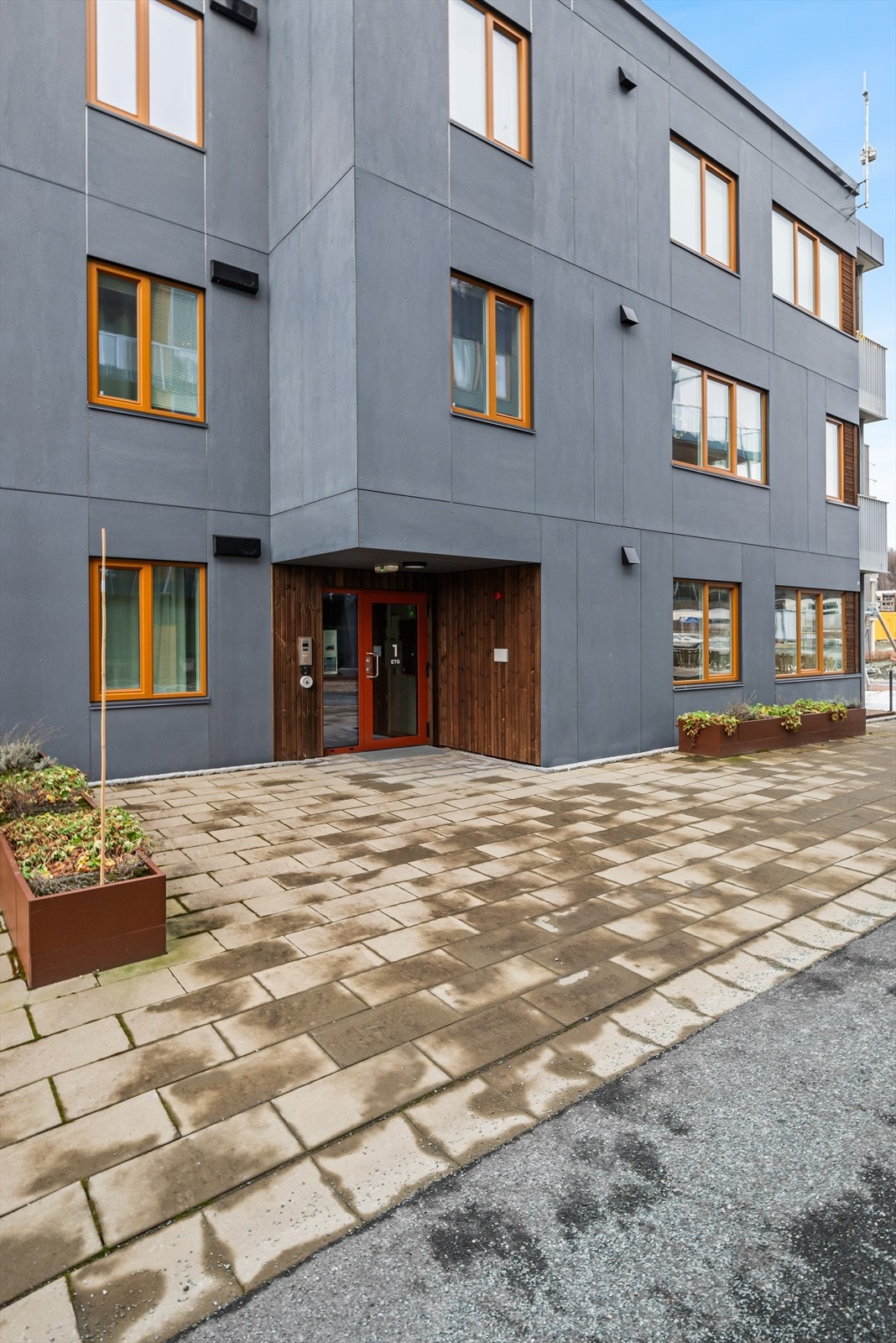 Leiligheten er på 68 kvm BRA-i, samt at du får egen sportsbod på ca. 5 kvm i p-kjelleren. Galleribilde