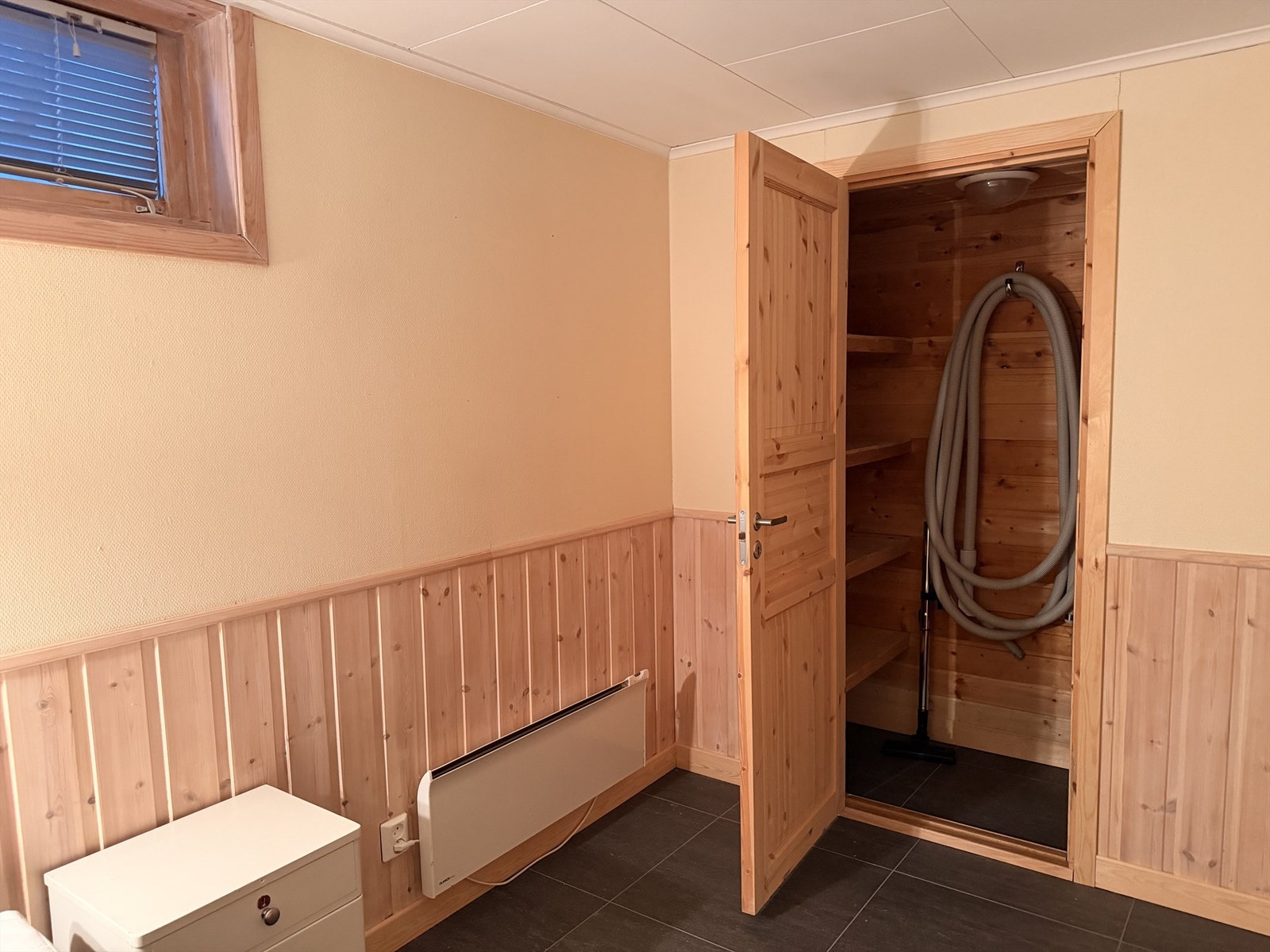Her finner du en bod med gode lagringsmuligheter. Galleribilde