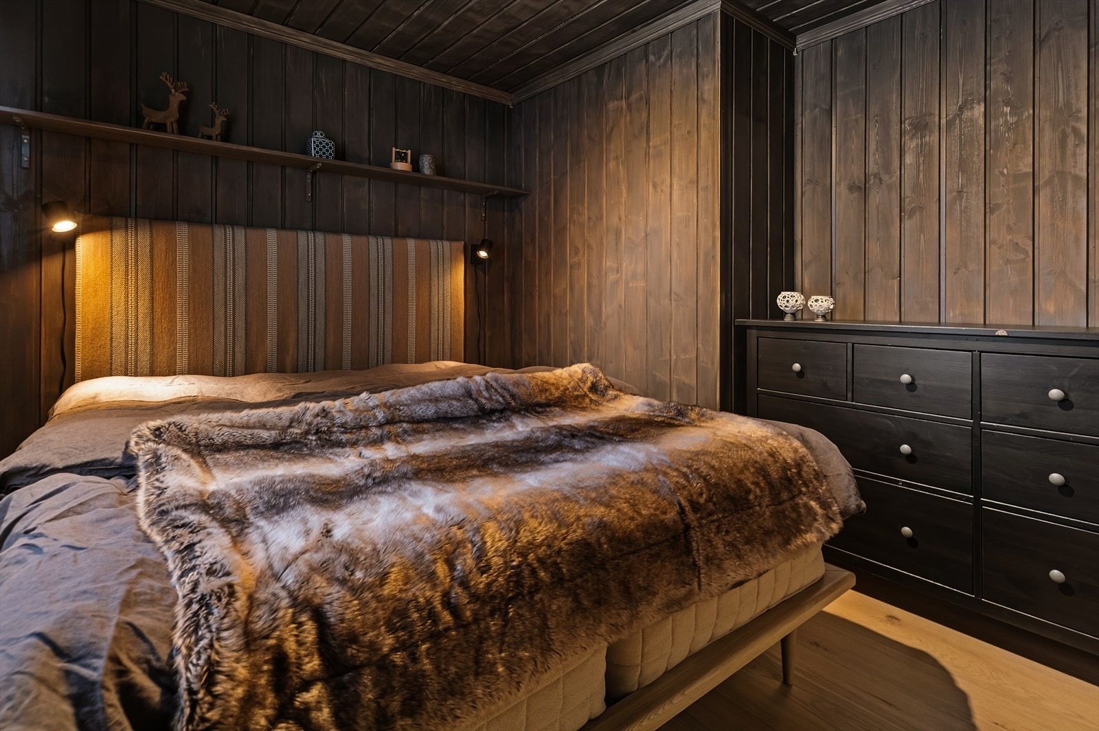 Trivelig hovedsoverom i hovedetasje. Galleribilde