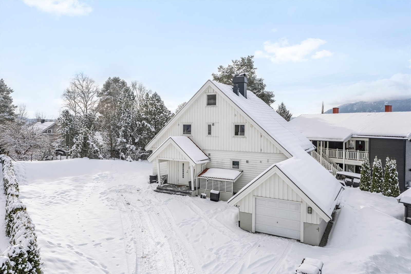 Horisontaldelt tomannsbolig. Galleribilde