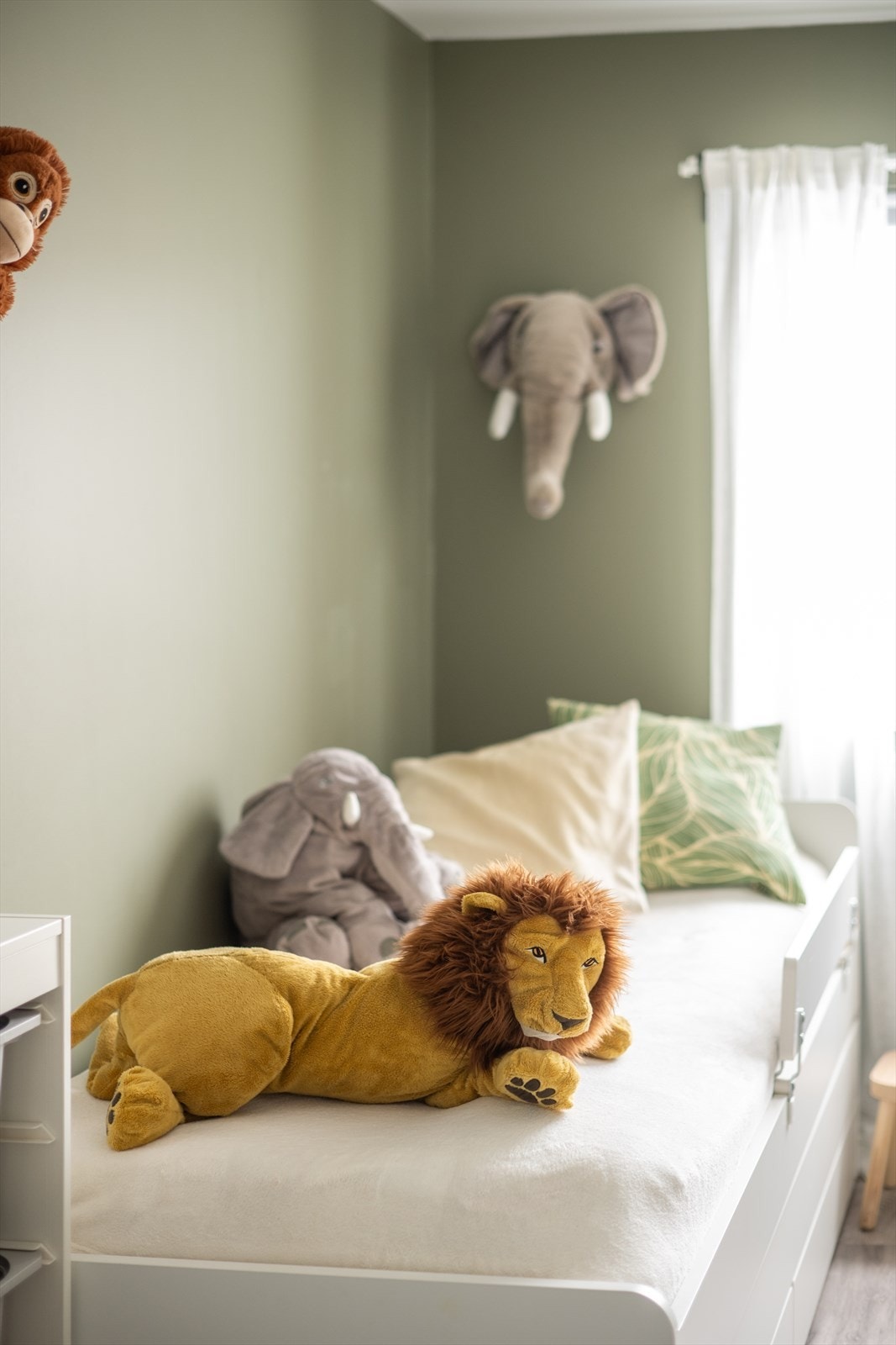 Et lyst rom som egner seg godt som barnerom, gjesterom eller kontor. Galleribilde