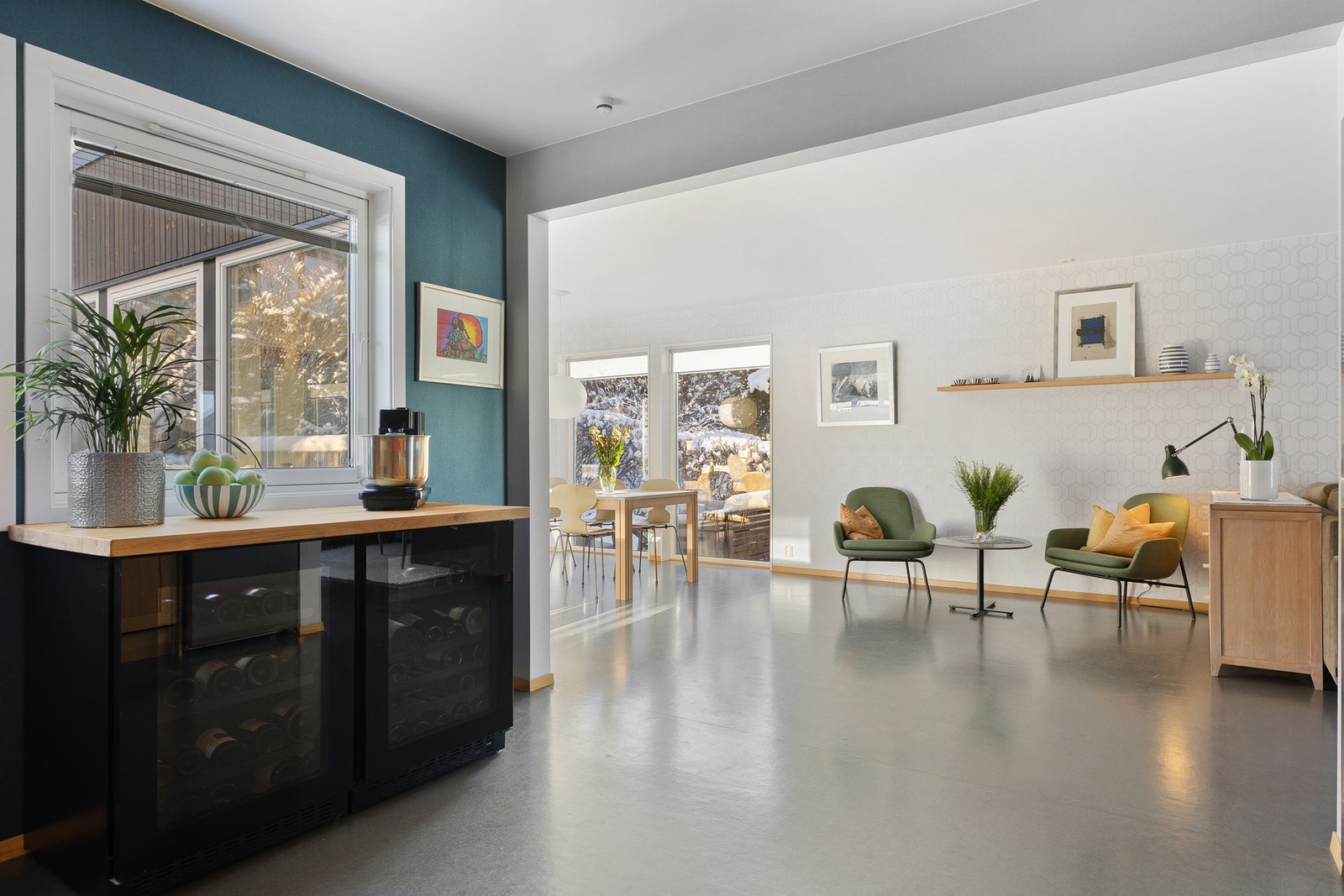 Kjøkkenet holder en særdeles god standard som gjenspeiles i tilstandsrapporten fra takstmann. Galleribilde