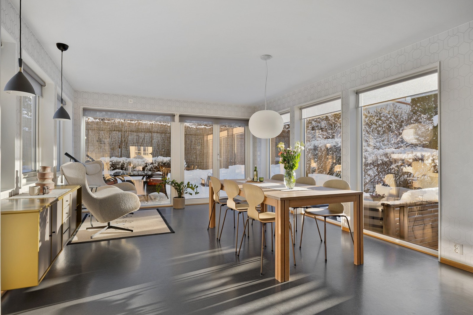 Boligen ligger i et familievennlig og rolig område i Jakobsgrenda. Galleribilde