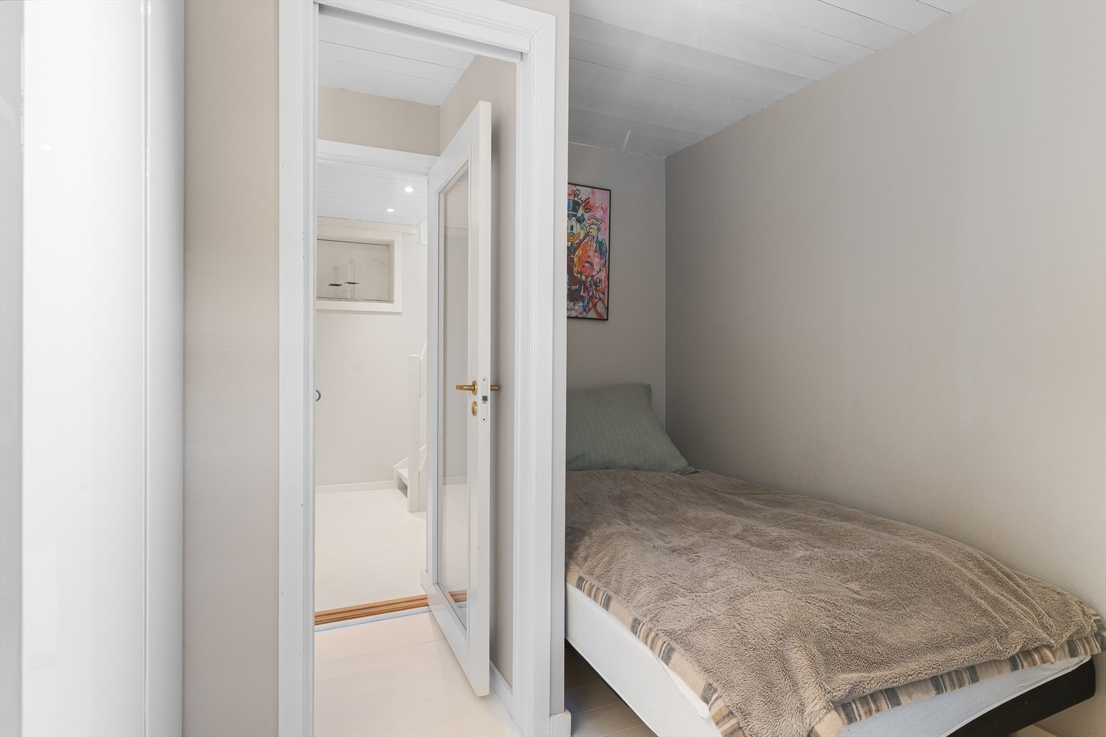 Soverom i underetasje Galleribilde