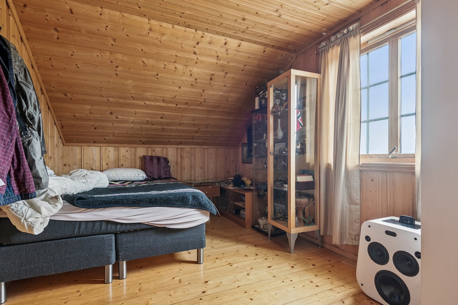 Soverom 2. etg. kårbolig Galleribilde