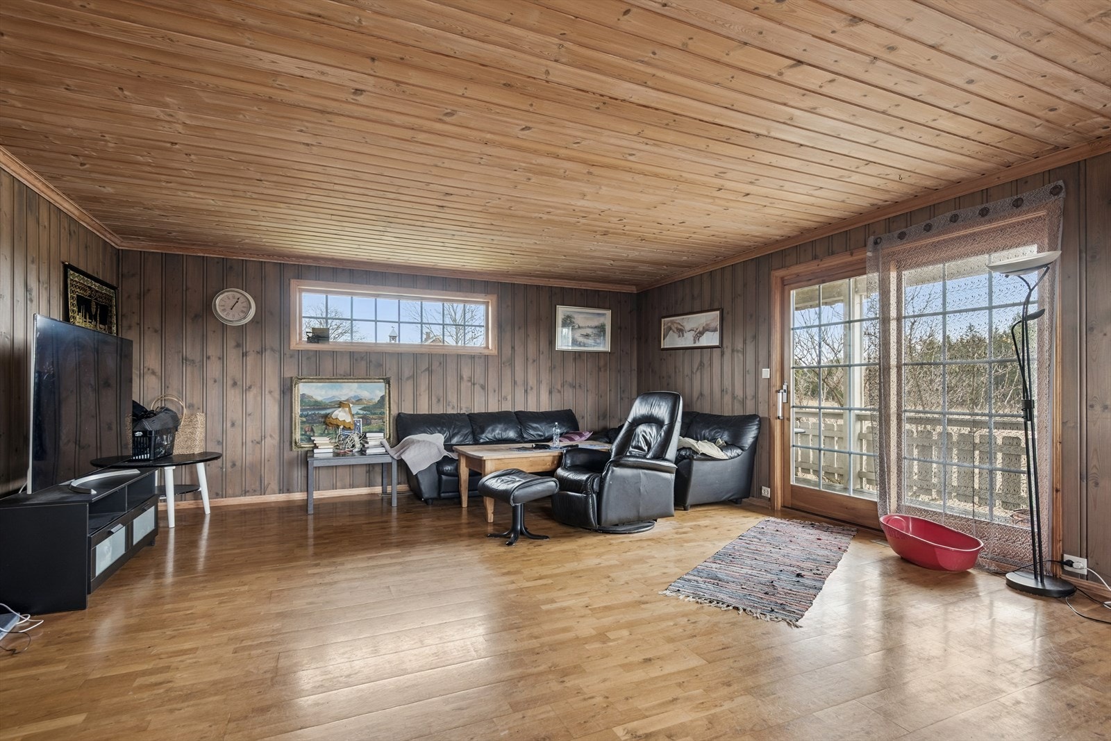 Stue kårbolig med utgang til terrasse Galleribilde