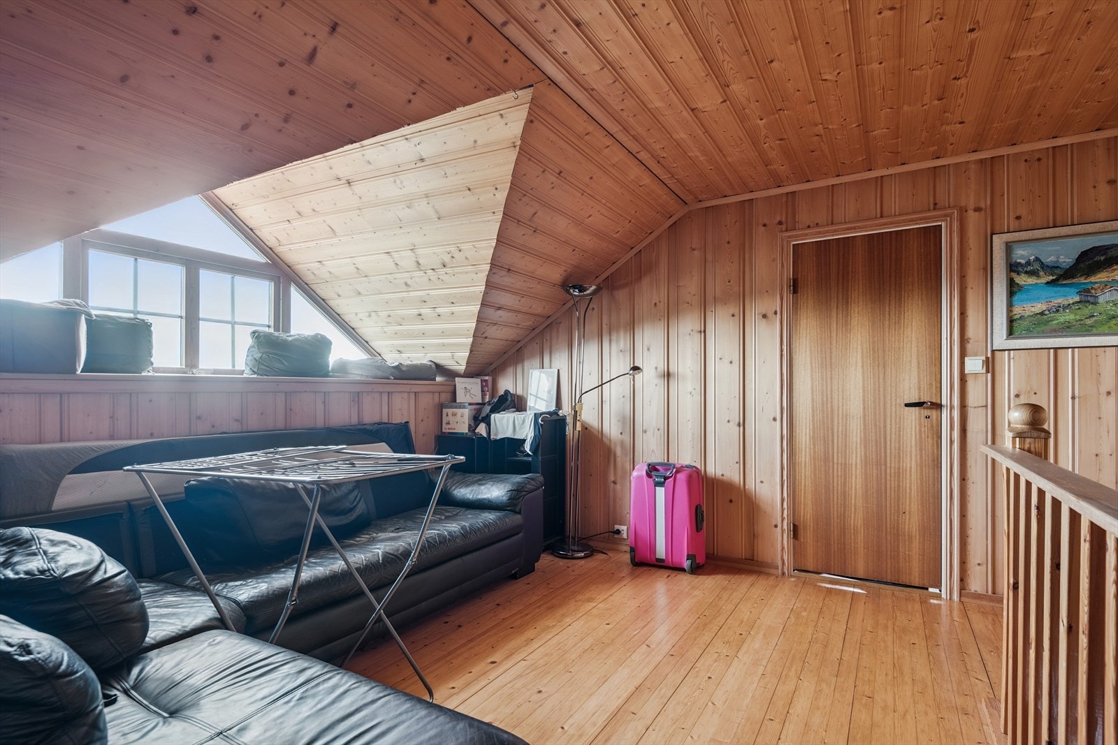 Trappegang/loftstue kårbolig Galleribilde