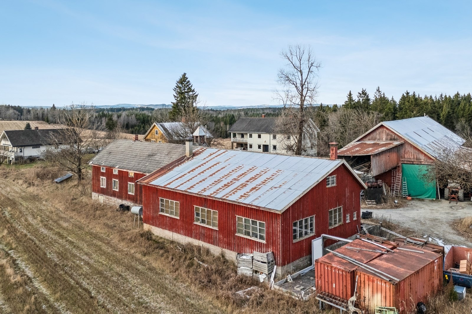 Driftsbygning/verksted sett øst Galleribilde