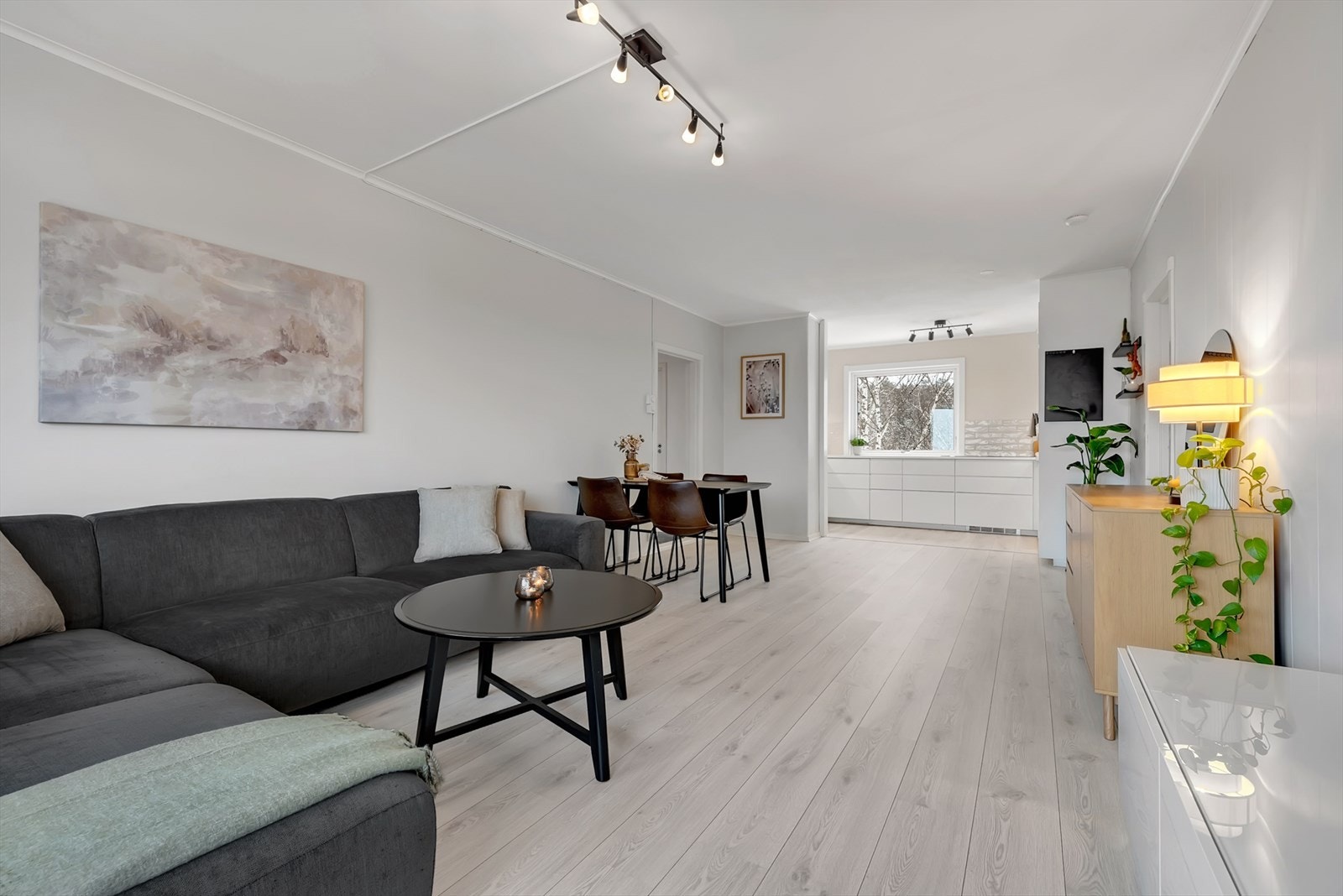 Velkommen til Bølerlia 33! Foto: Asmundur Asmundsson Galleribilde