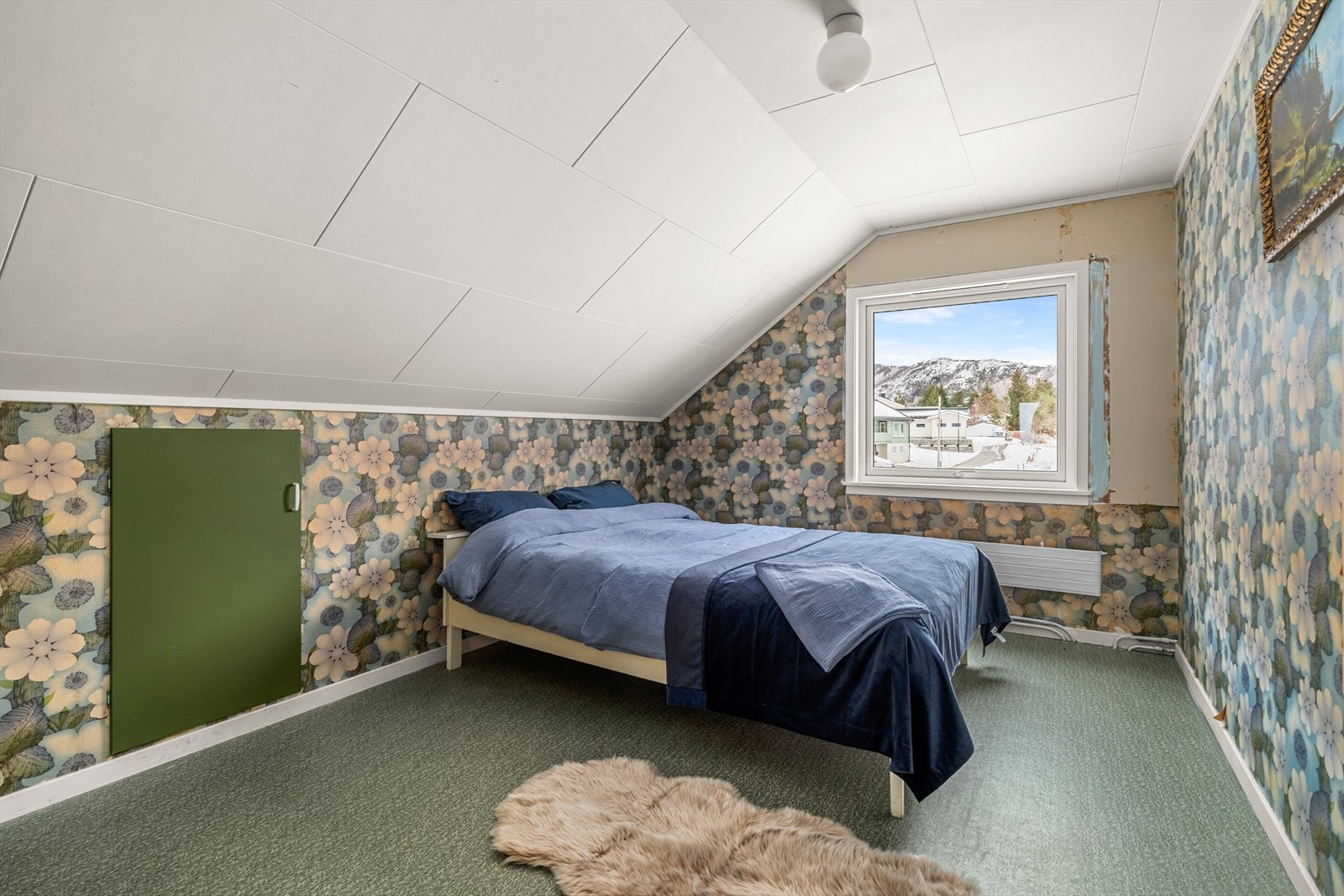 Soverom 4 loft, mot nordøst Galleribilde