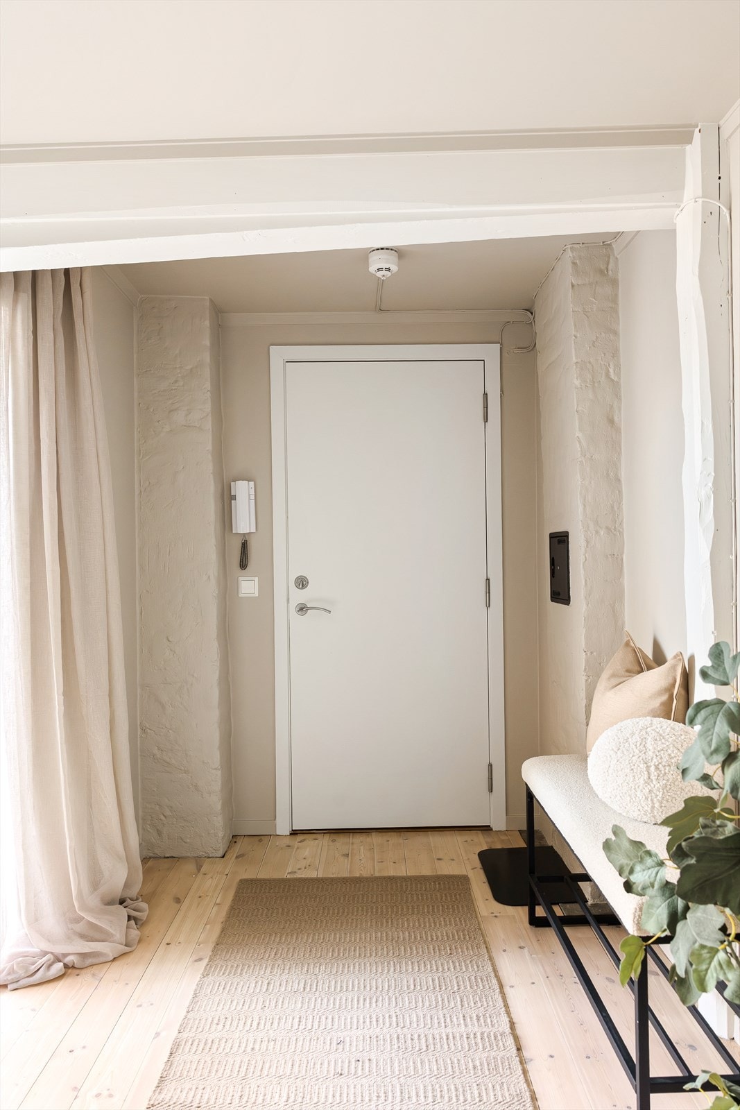 Entré. Galleribilde