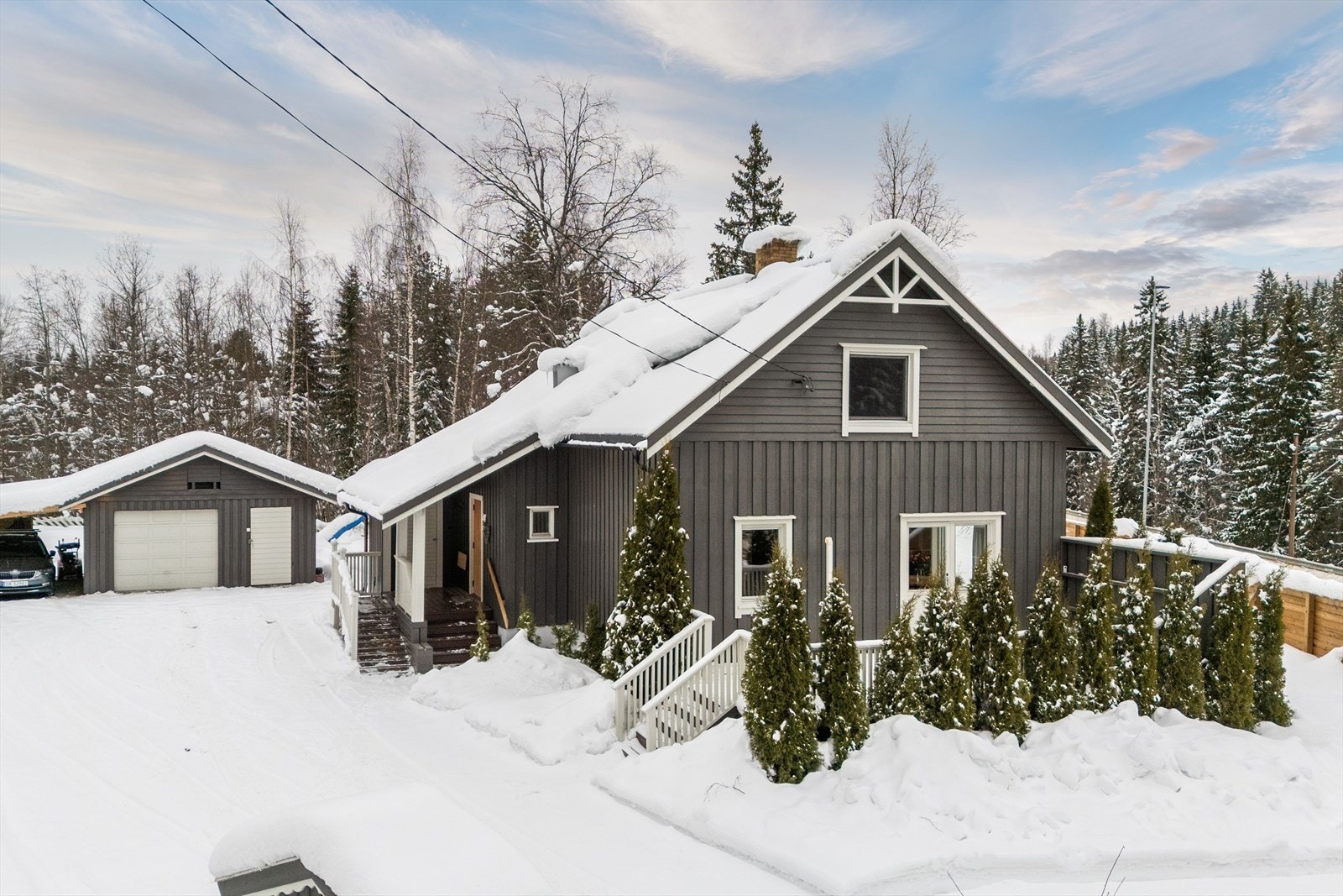 Nordvik Eiendomsmegling v/ Mats J. Kolsrud presenterer Gjøvikvegen 33. Galleribilde