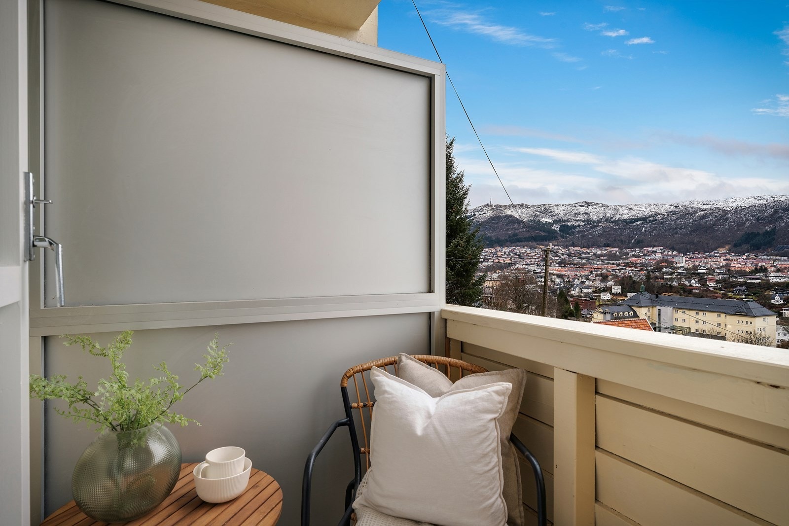 - Koselig balkong med flott utsikt - Galleribilde