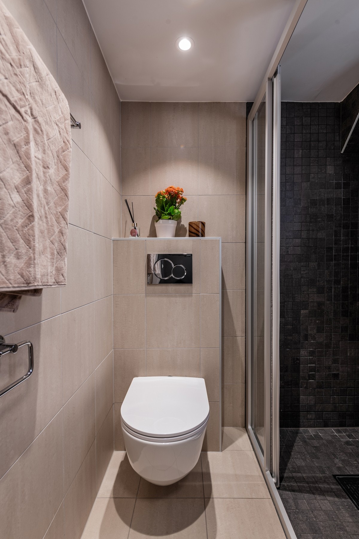 Lekkert, flislagt bad Galleribilde