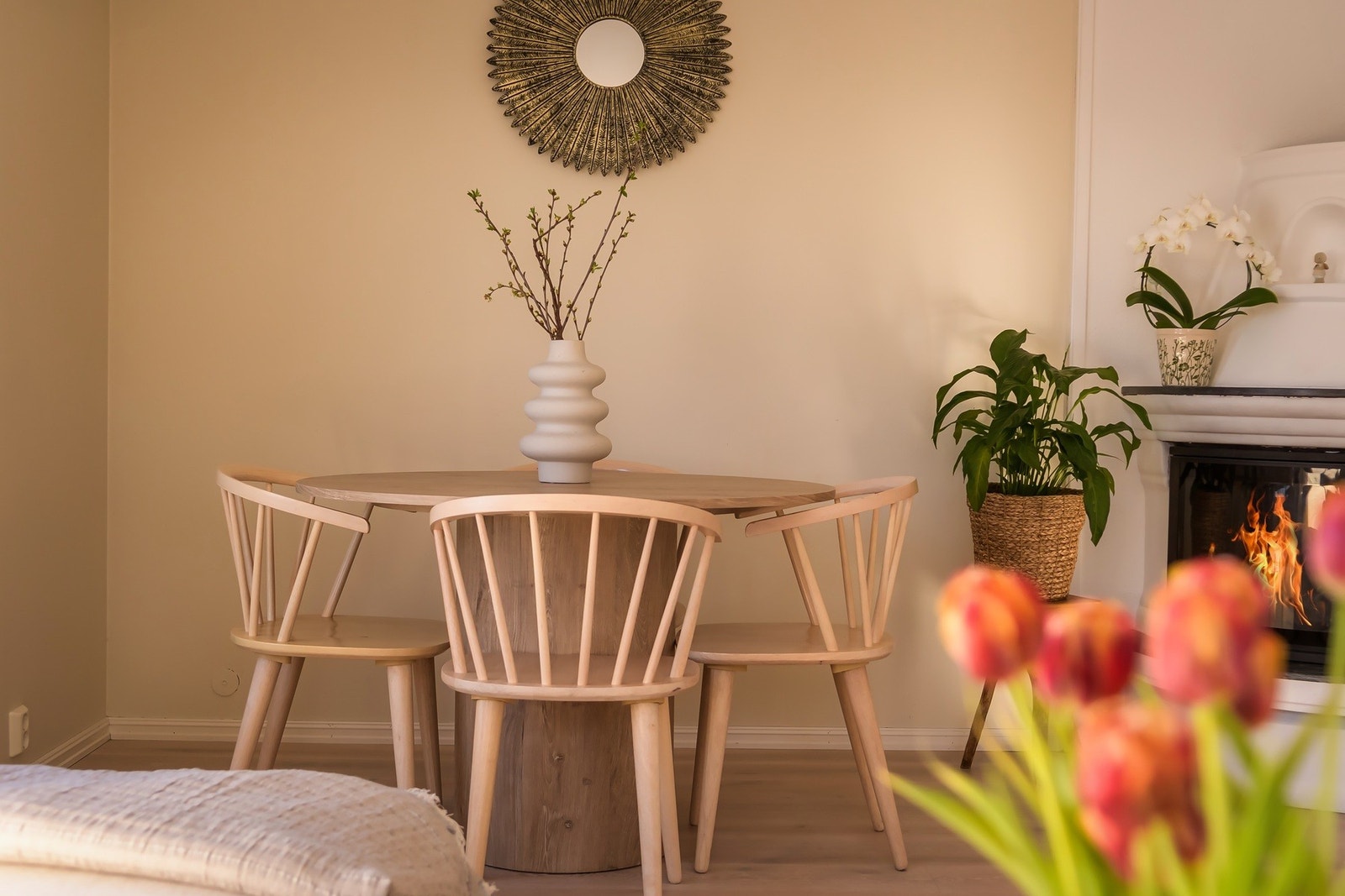 God plass til spisestuebord Galleribilde