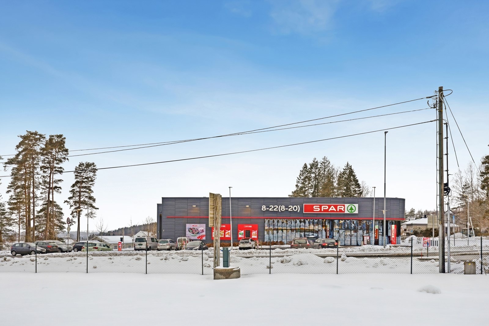 Mysen har et fint utvalg av butikker og SPAR ligger kun 5 minutters gange fra eiendommen. Galleribilde