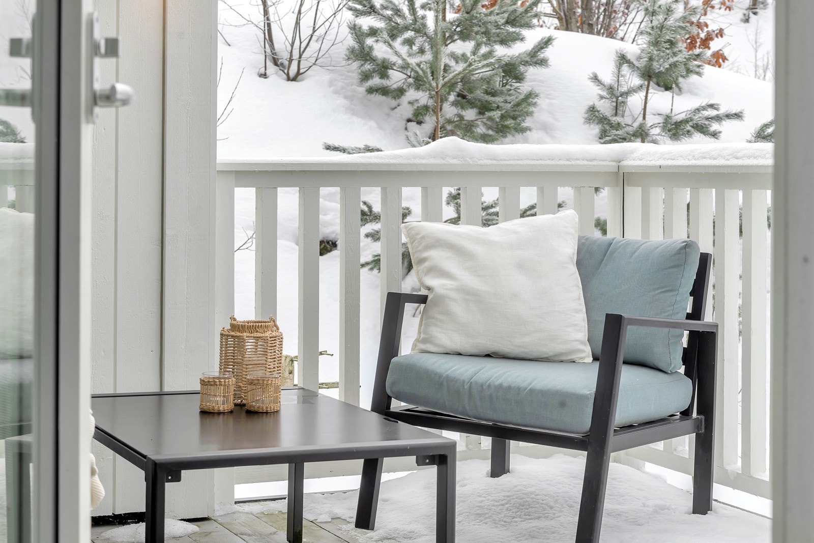 Plass til utemøbler. Galleribilde