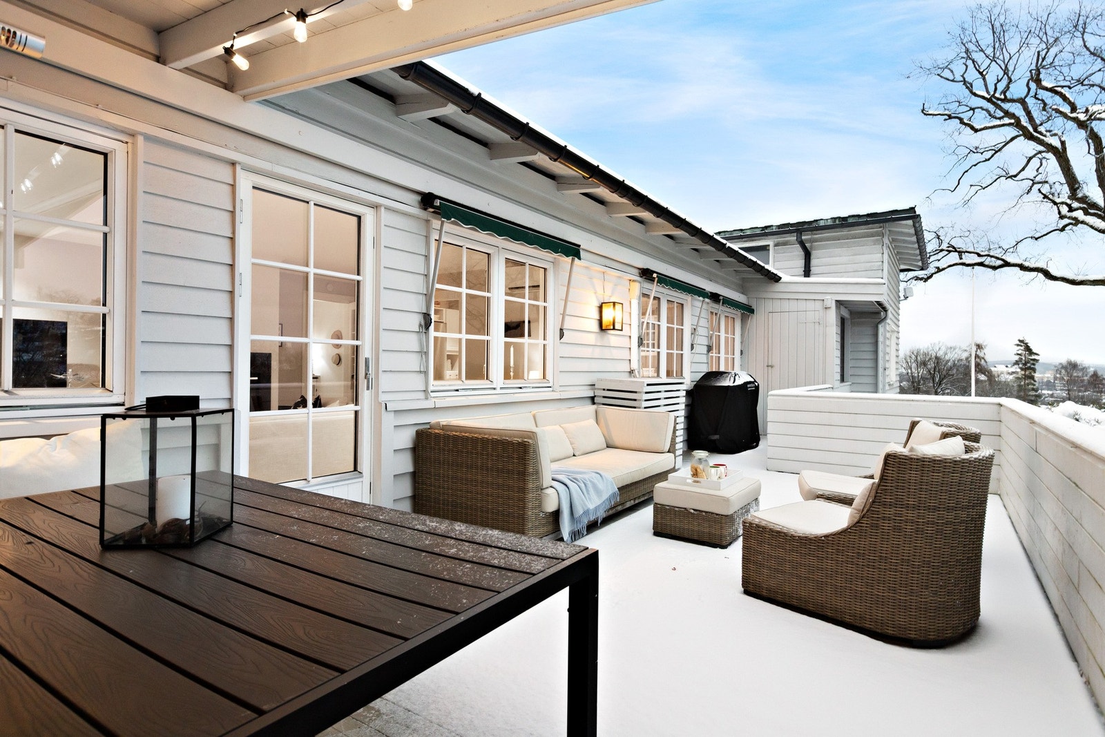 Fra terrassen. Galleribilde