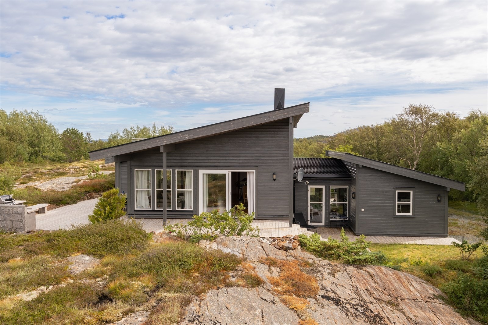 Haldorhamn ligger fredelig til i en unik skjærgård i Vallersund. Galleribilde