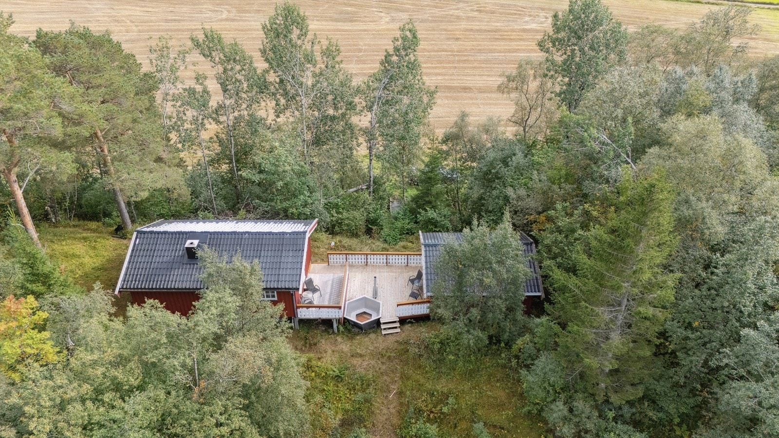 For den som er glad i fiske får du flere fiske- og båtmuligheter i Trondheimsfjorden. Rissa byr også på gode turmuligheter. Galleribilde