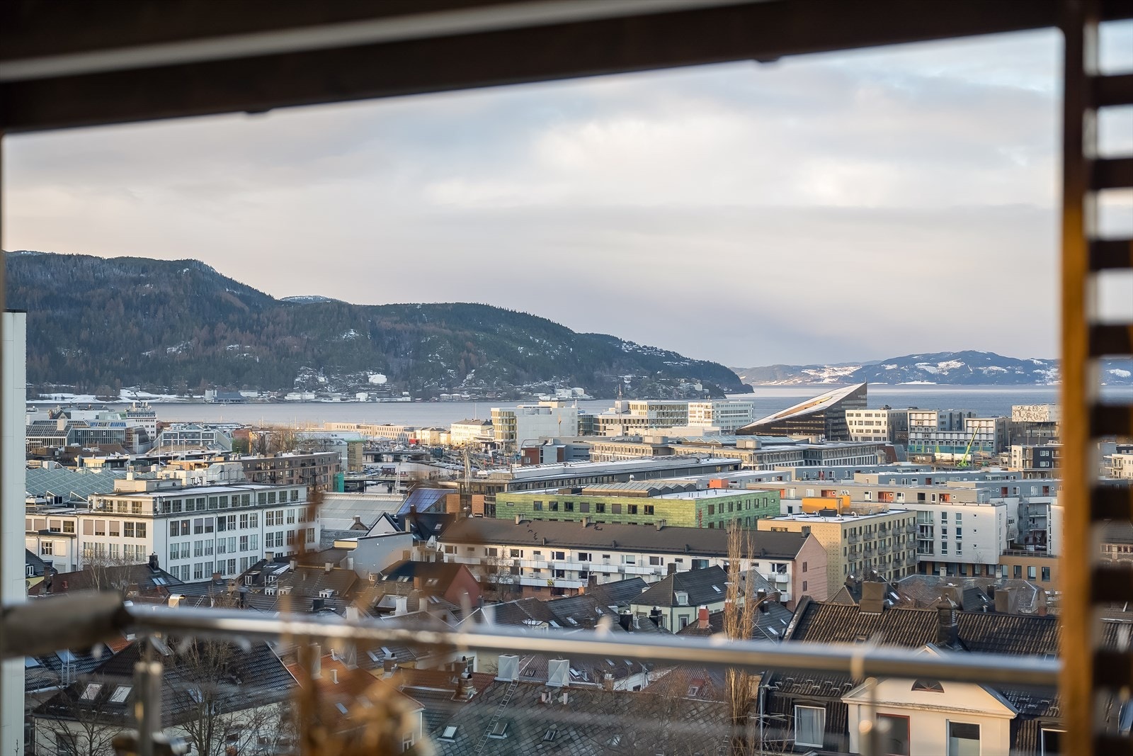 Boligen ligger i grensen mellom Møllenberg og Rosenborg. Galleribilde