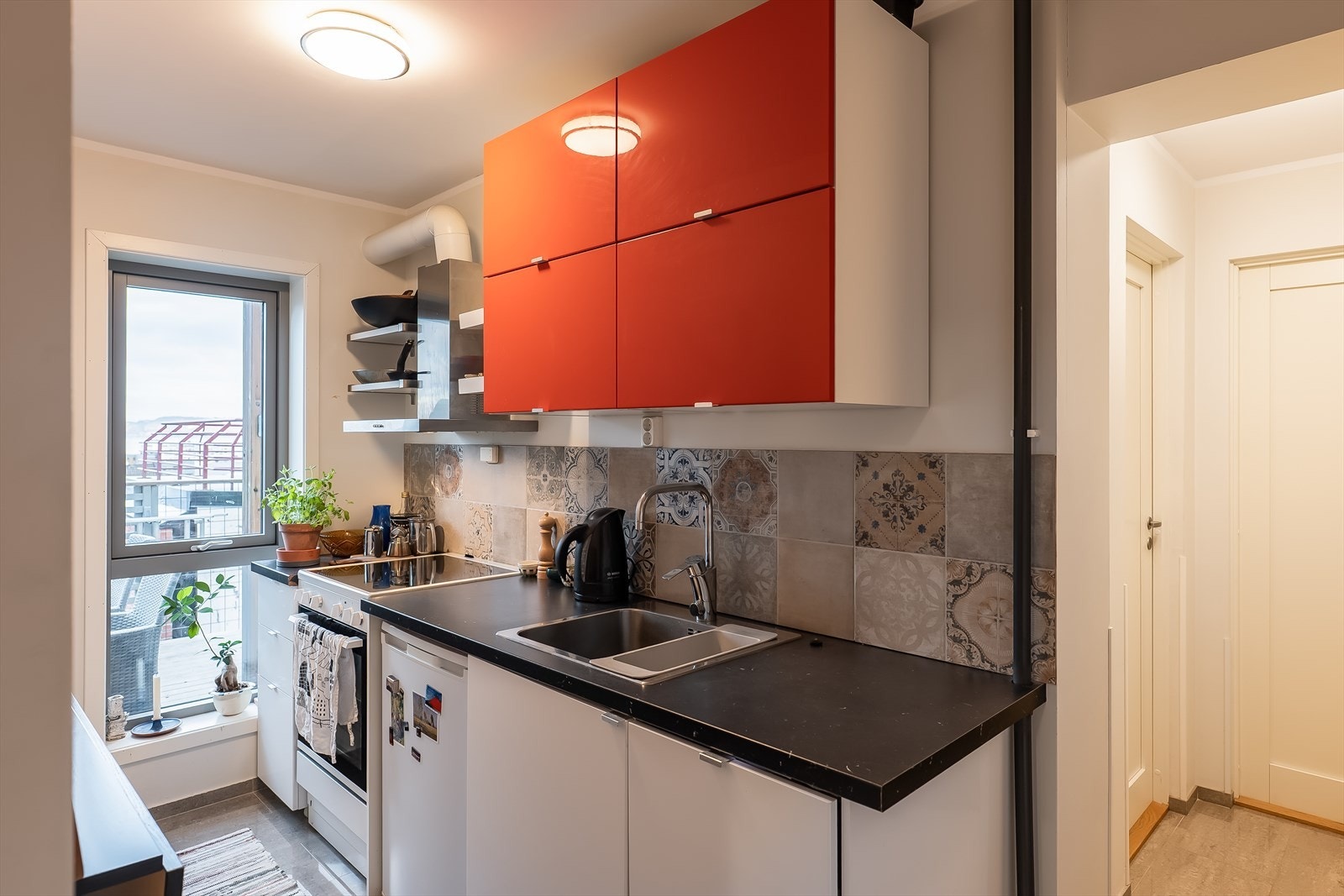 Kjøkkenet i sokkeletasjen er også vurdert til TG1 av takstmann. Galleribilde