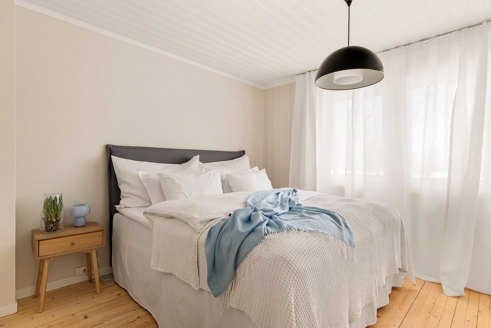 Boligen har 3 soverom i 2.etg. Galleribilde