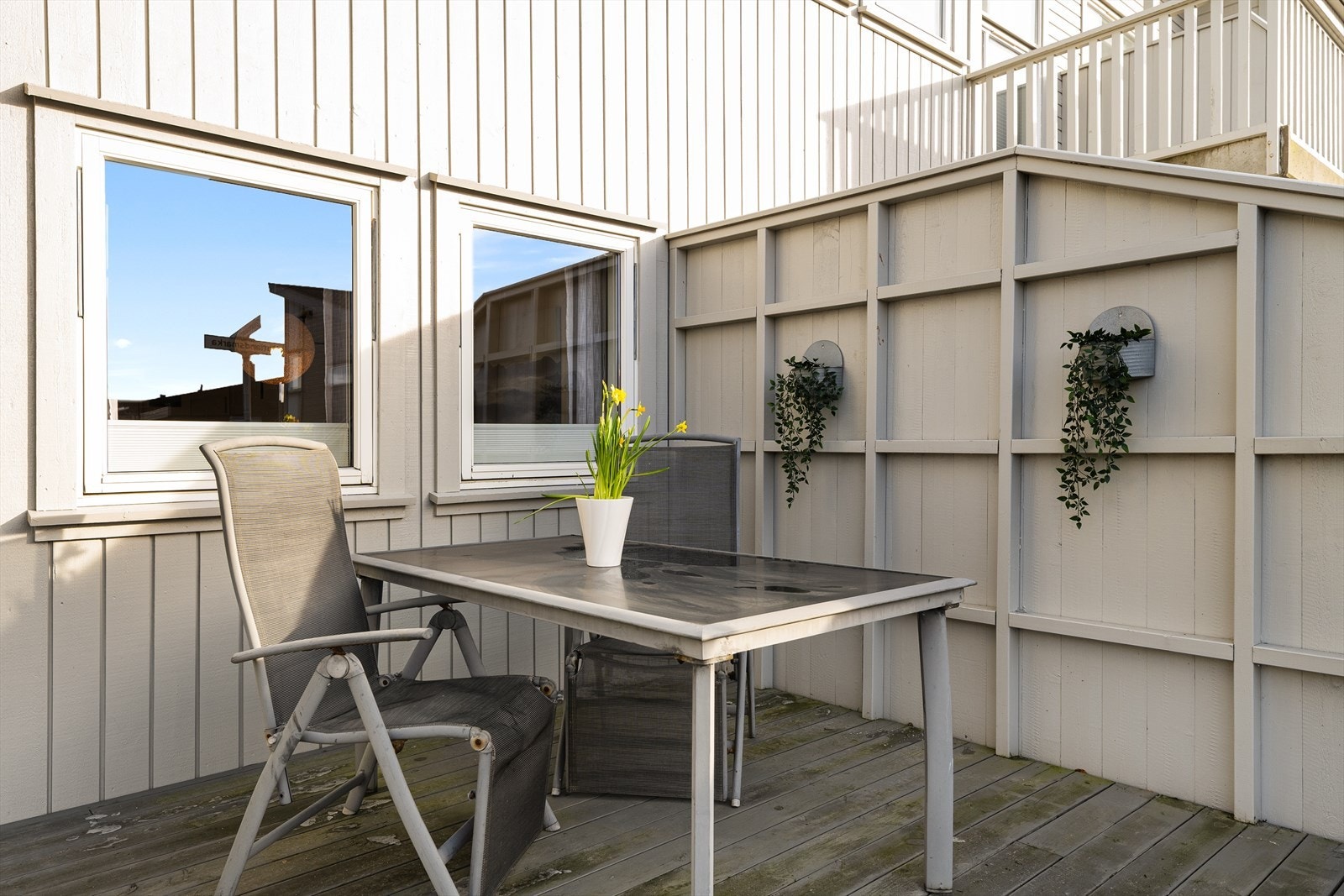 Terrassens størrelse gir gode møbleringsmuligheter. Galleribilde