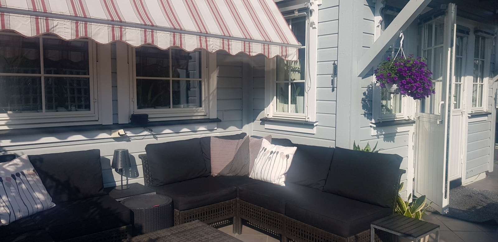 Selgers egne bilder. Galleribilde