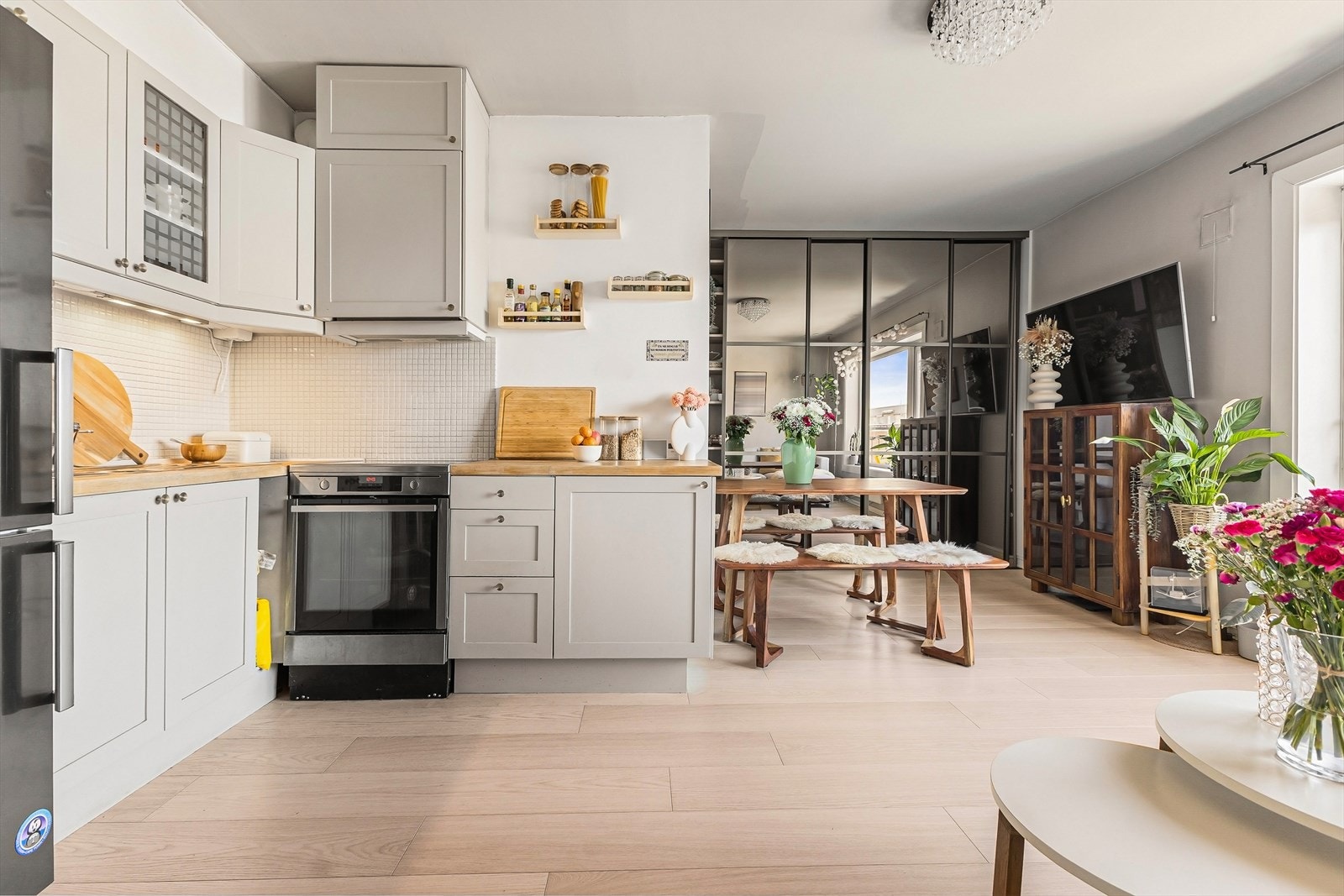 Velkommen til Maridalsveien 196 - presentert av Panadda Næss v/Nordvik Bærum. Foto: Nathalie Harila Sæthre. Galleribilde