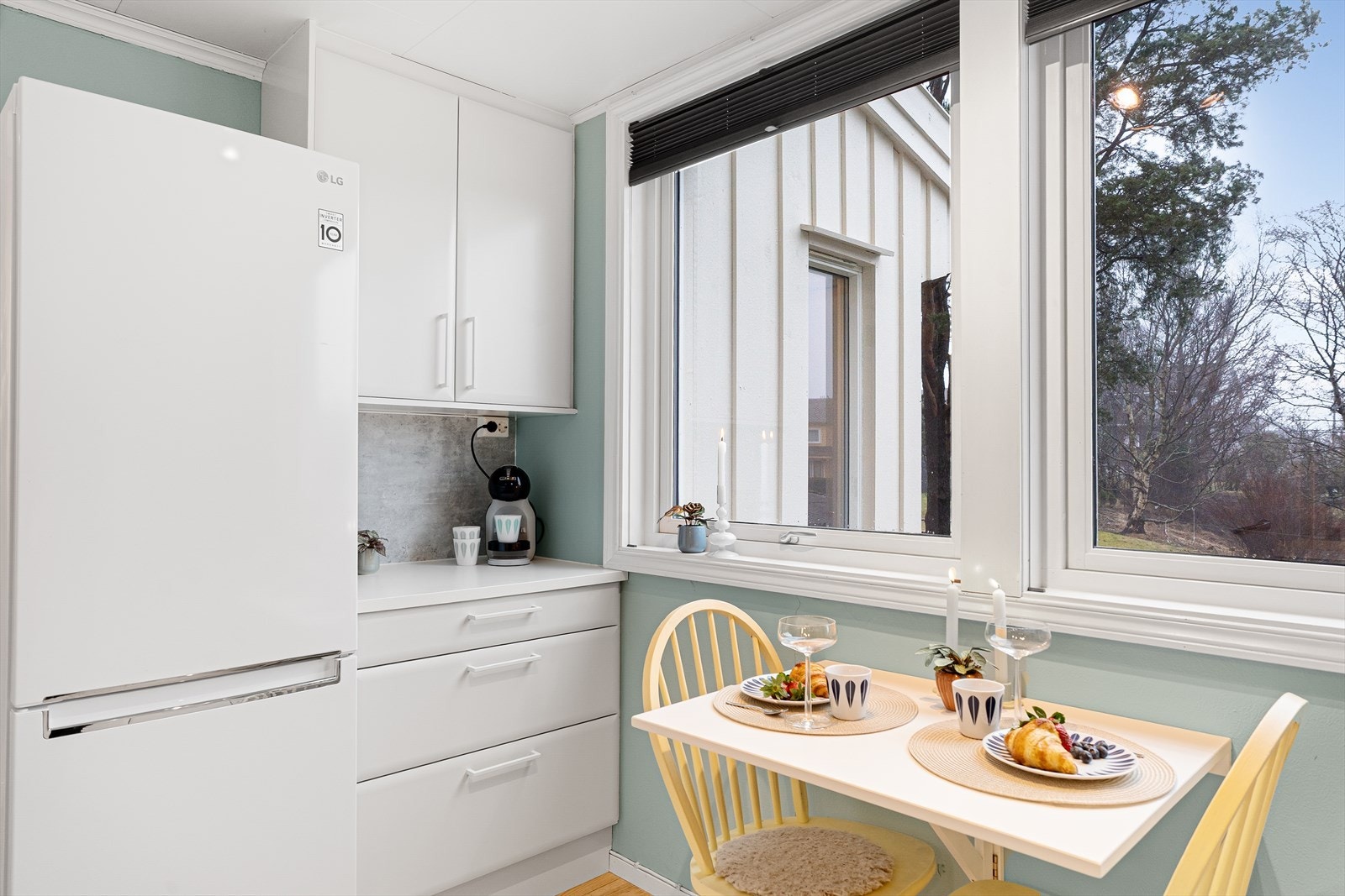 Plass til spisebord på kjøkkenet Galleribilde