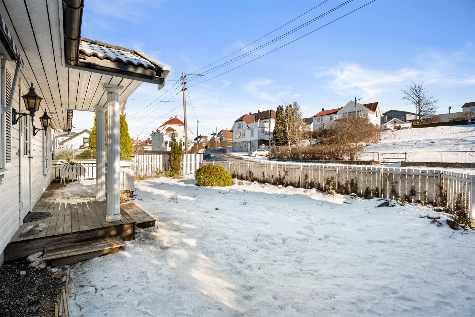 Det er kort vei til Østsiden storsenter og gode bussforbindelser i Nabbetorpveien. Galleribilde