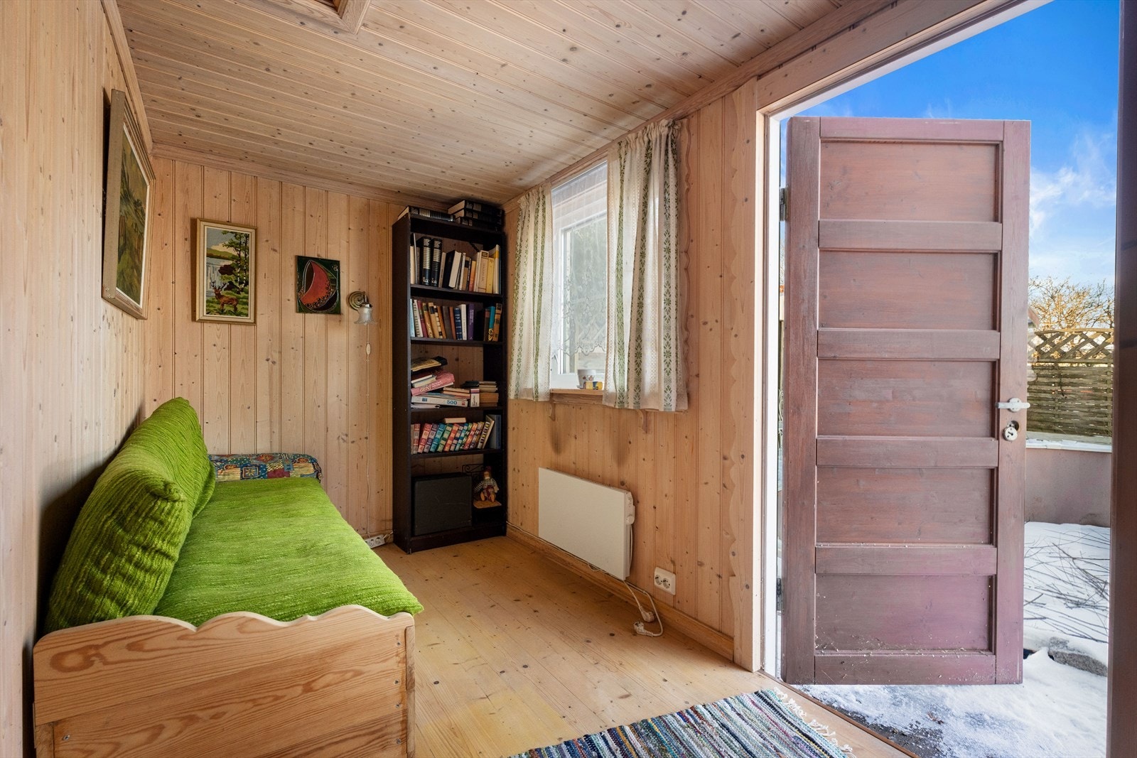 Et disponibelt rom med egen utgang, som kan brukes etter behov. Galleribilde