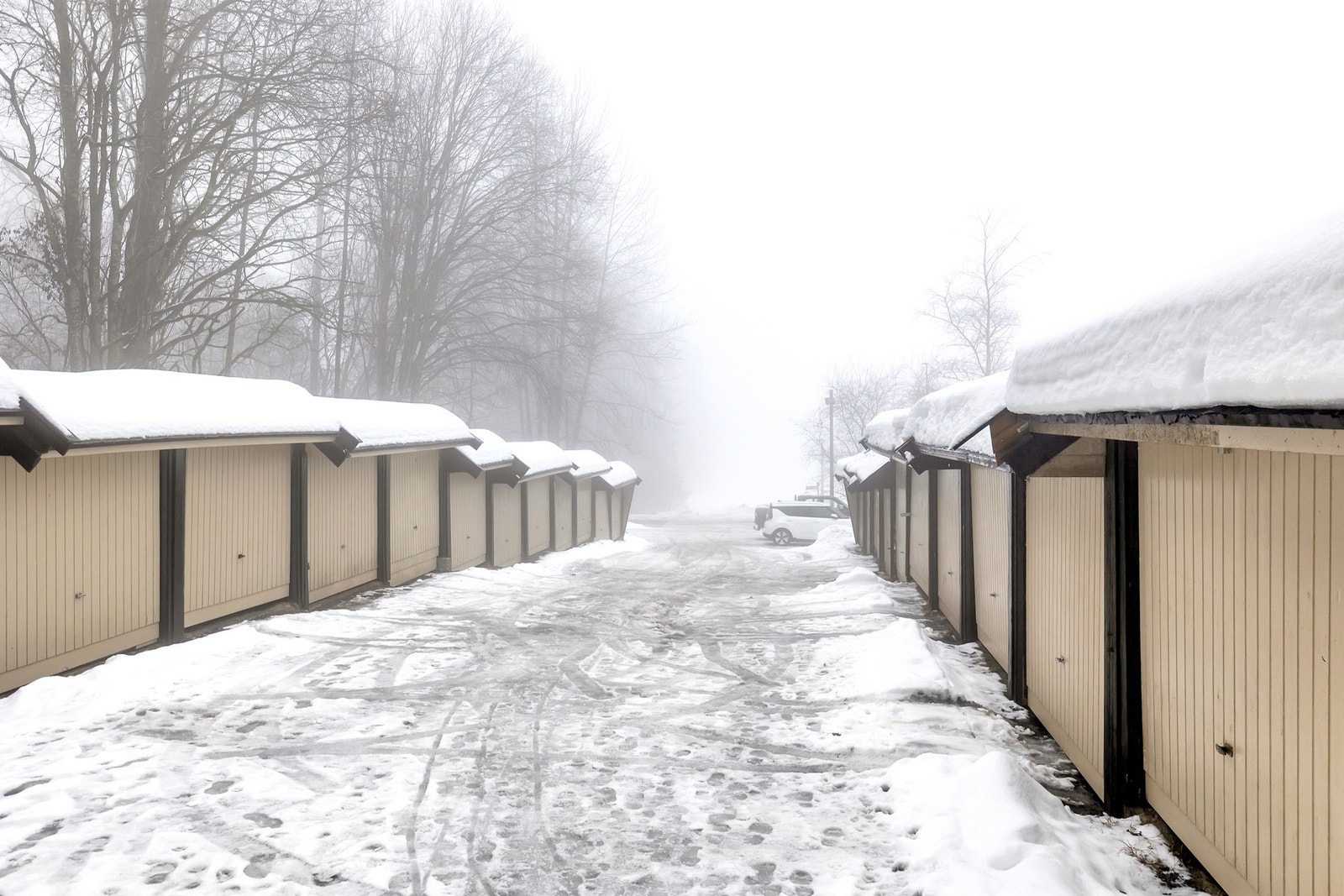 Garasjeplass kan kjøpes av selger Galleribilde