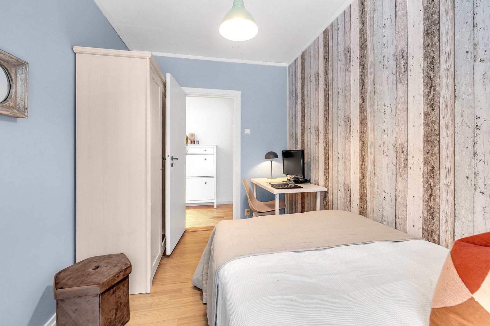 Garderobeskap på soverom 2 også Galleribilde