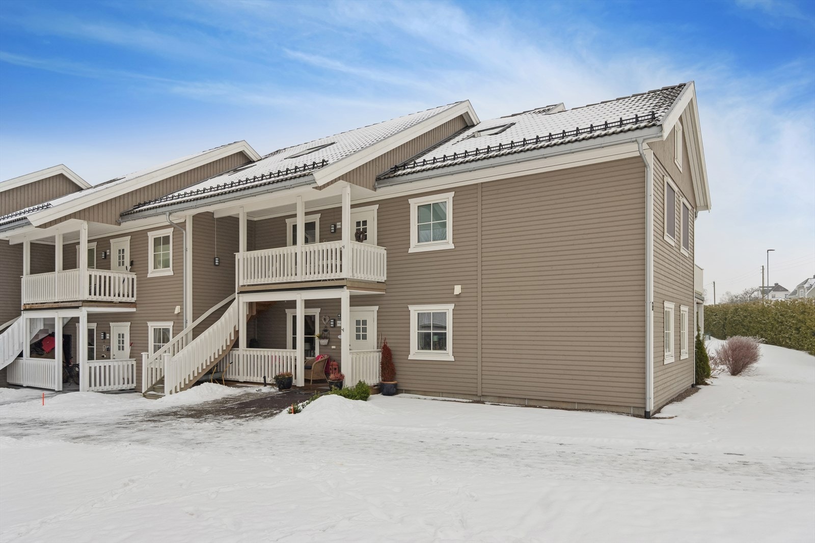 Nydelig endeleilighet med store vindusflater for mye naturlig lys Galleribilde