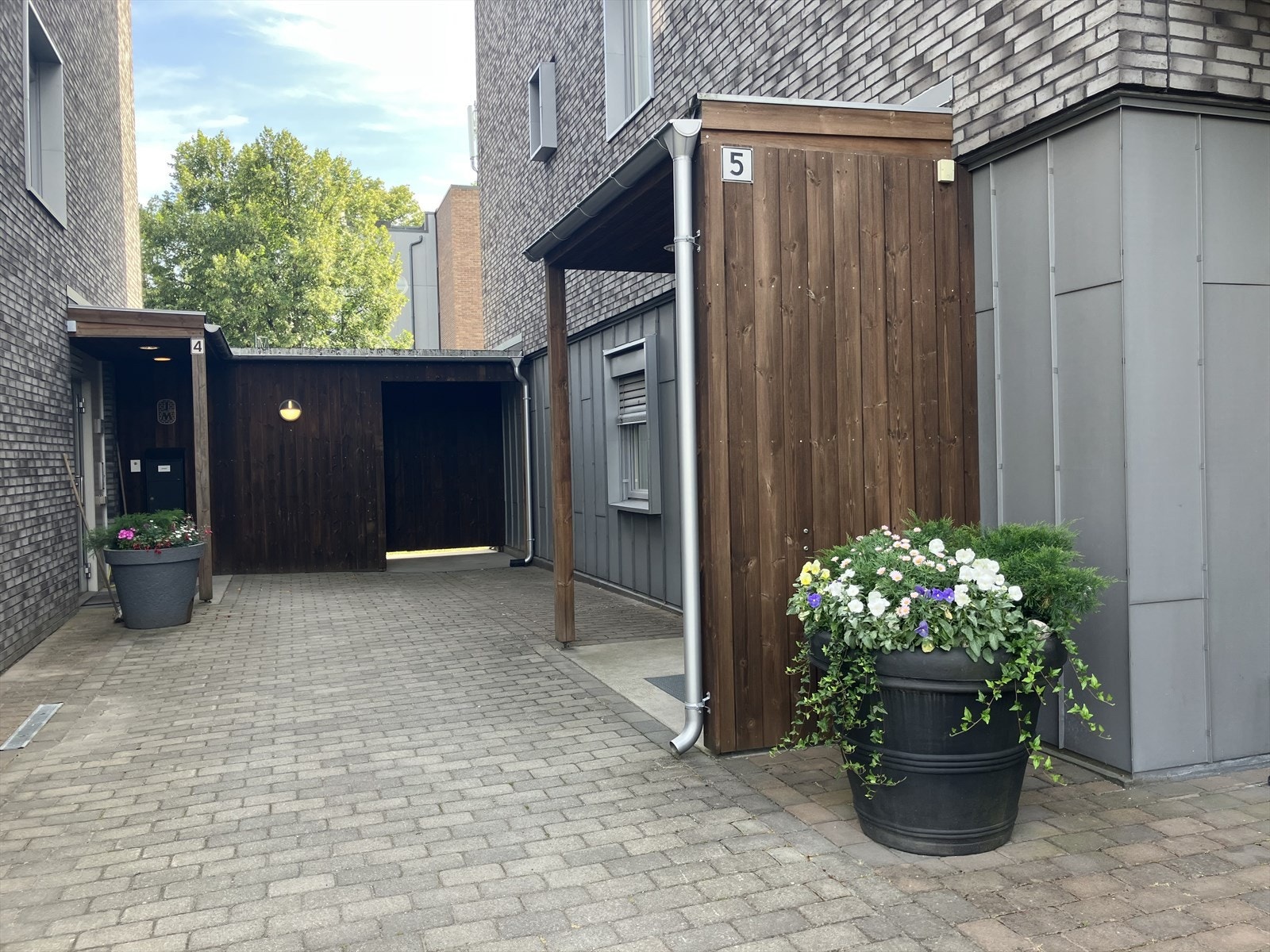 Hyggelig inngangsparti. Foto: Privat. Galleribilde