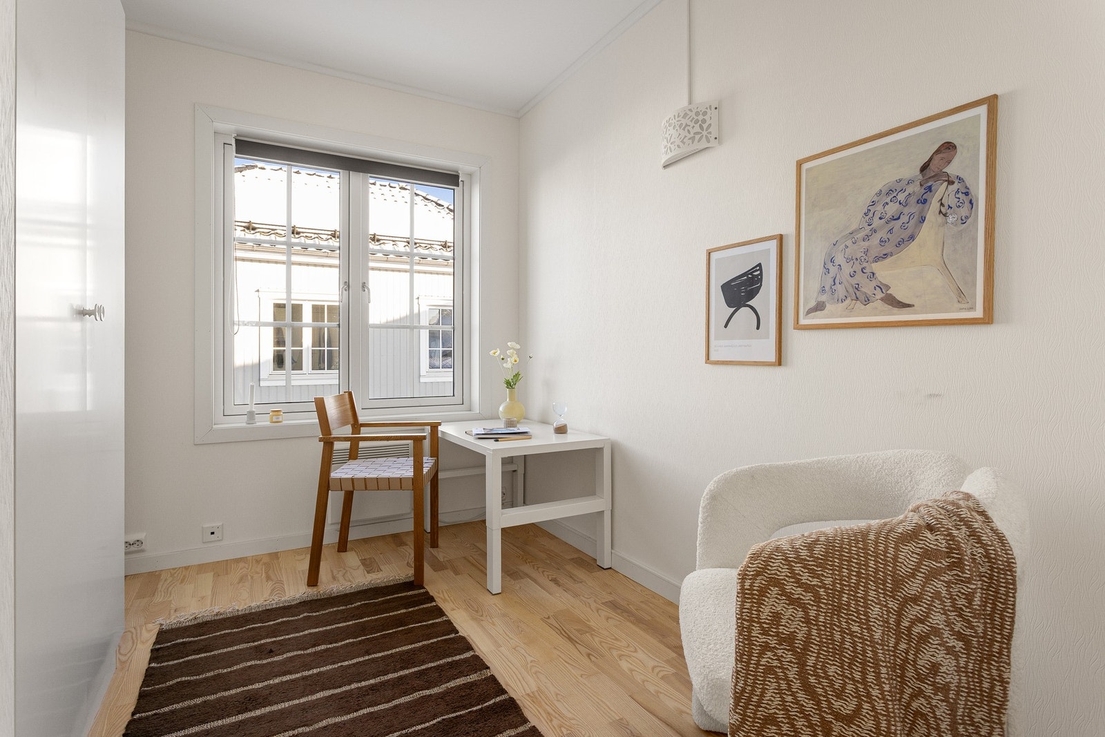 Garderobeskapet blir stående. Galleribilde