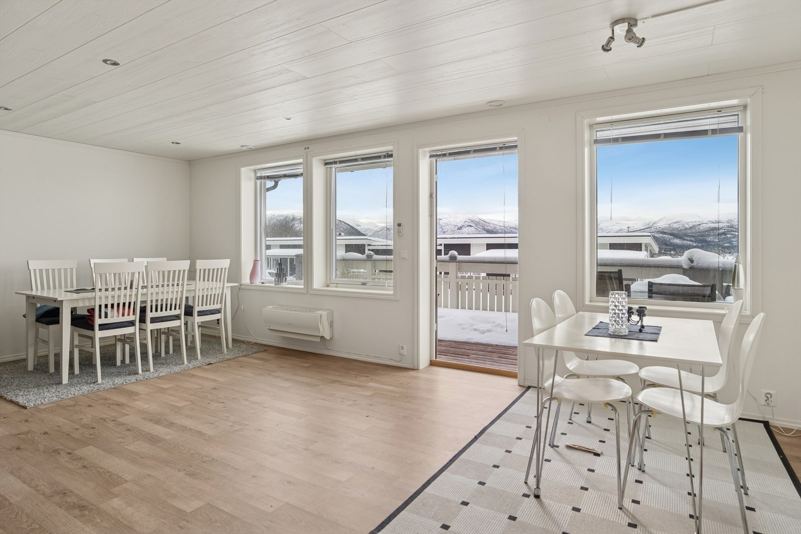 Velkommen til Hatlebakken 13! Galleribilde