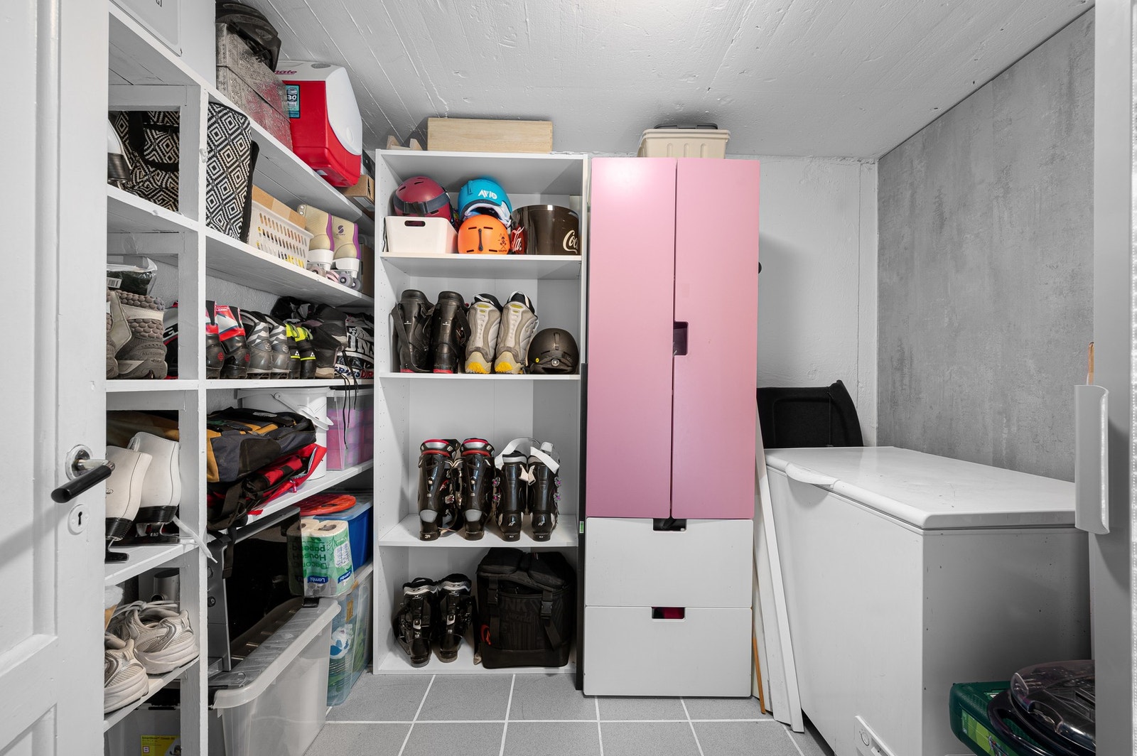 Bod med god lagringsplass. Galleribilde