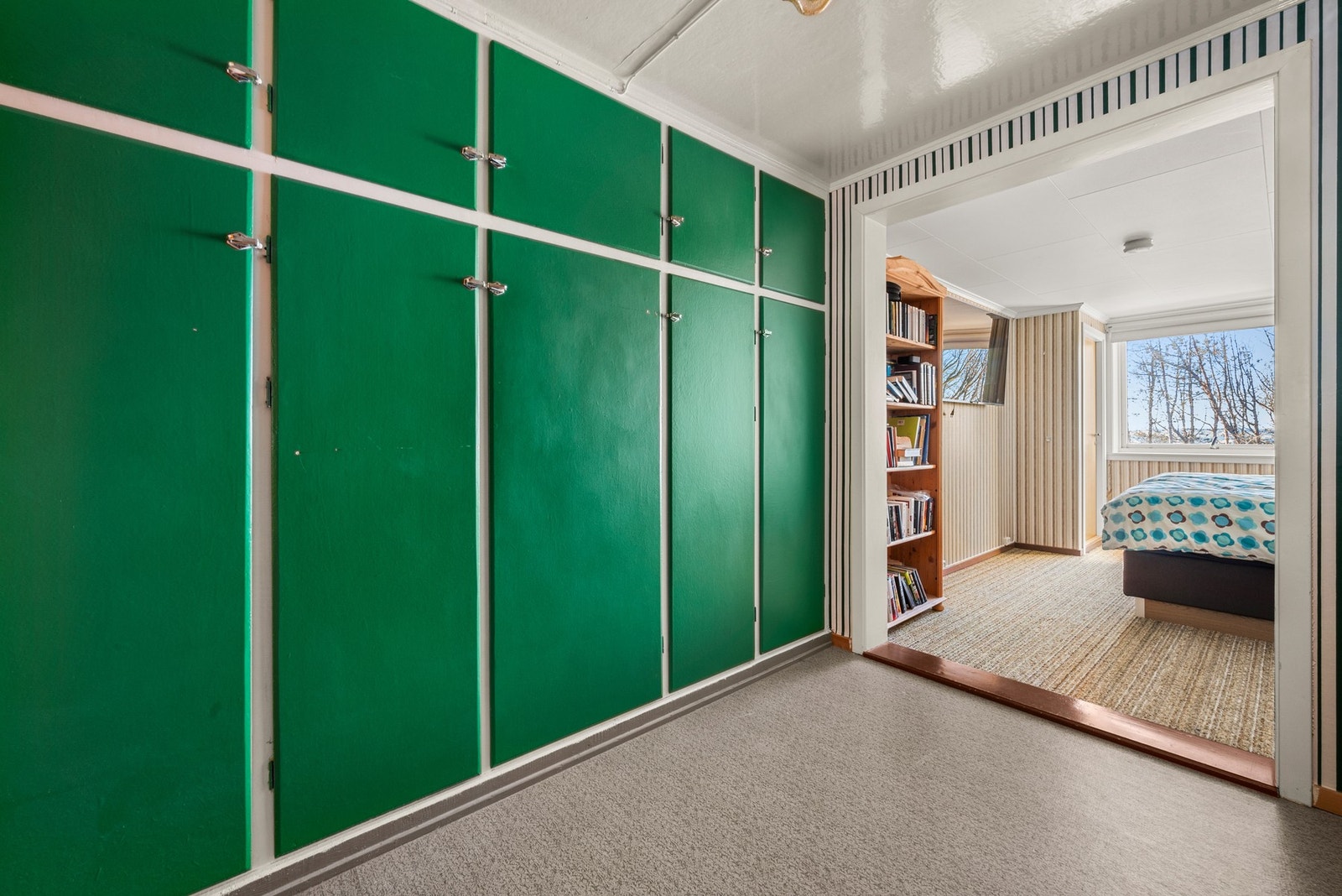 i 2 etasje. har du godt med lagringsplass. Galleribilde