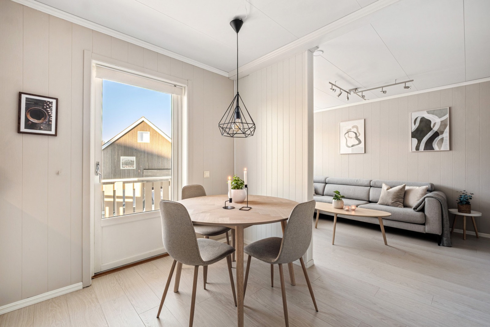 Spisestue. Galleribilde